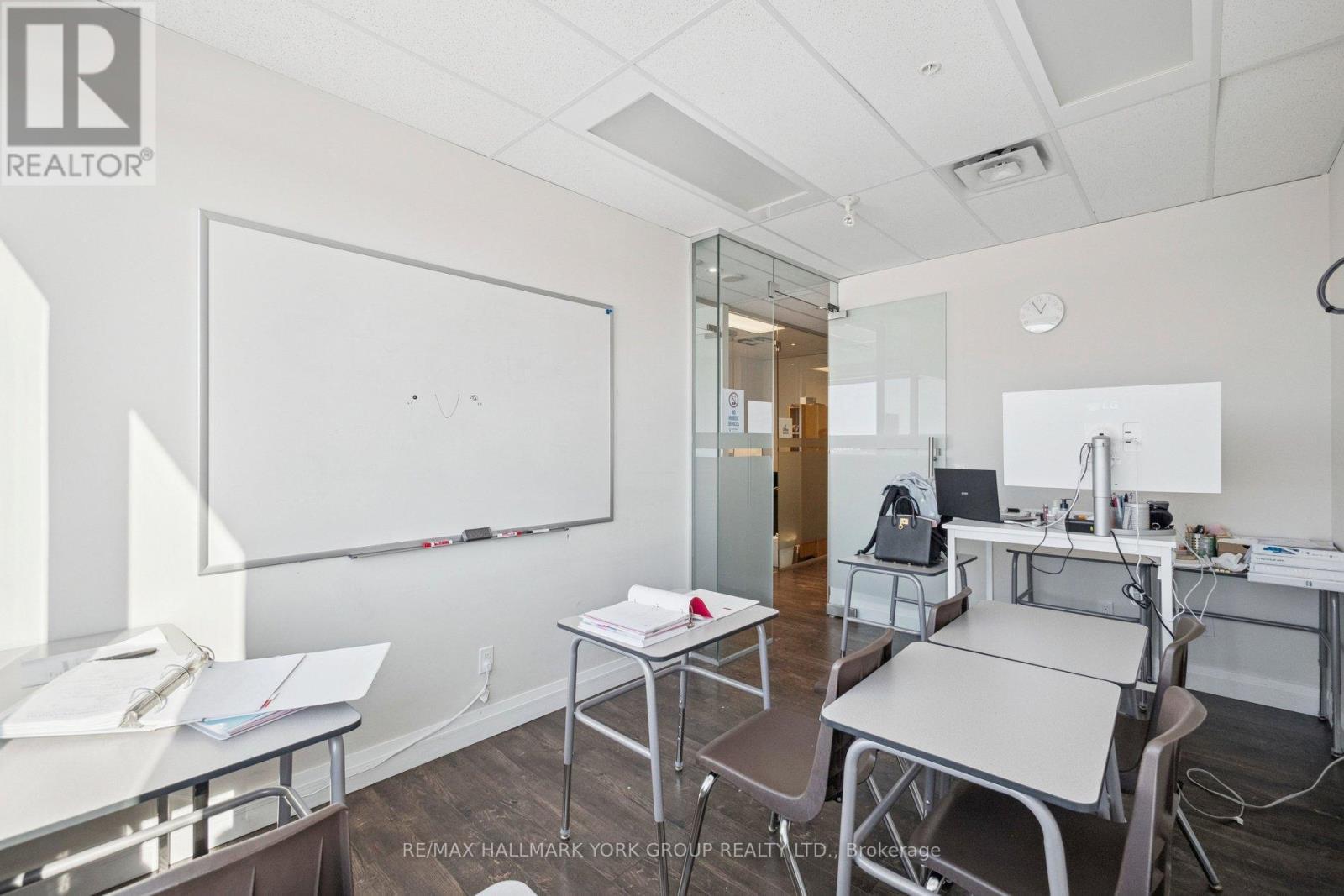 911 - 7191 Yonge Street E, Markham, ON