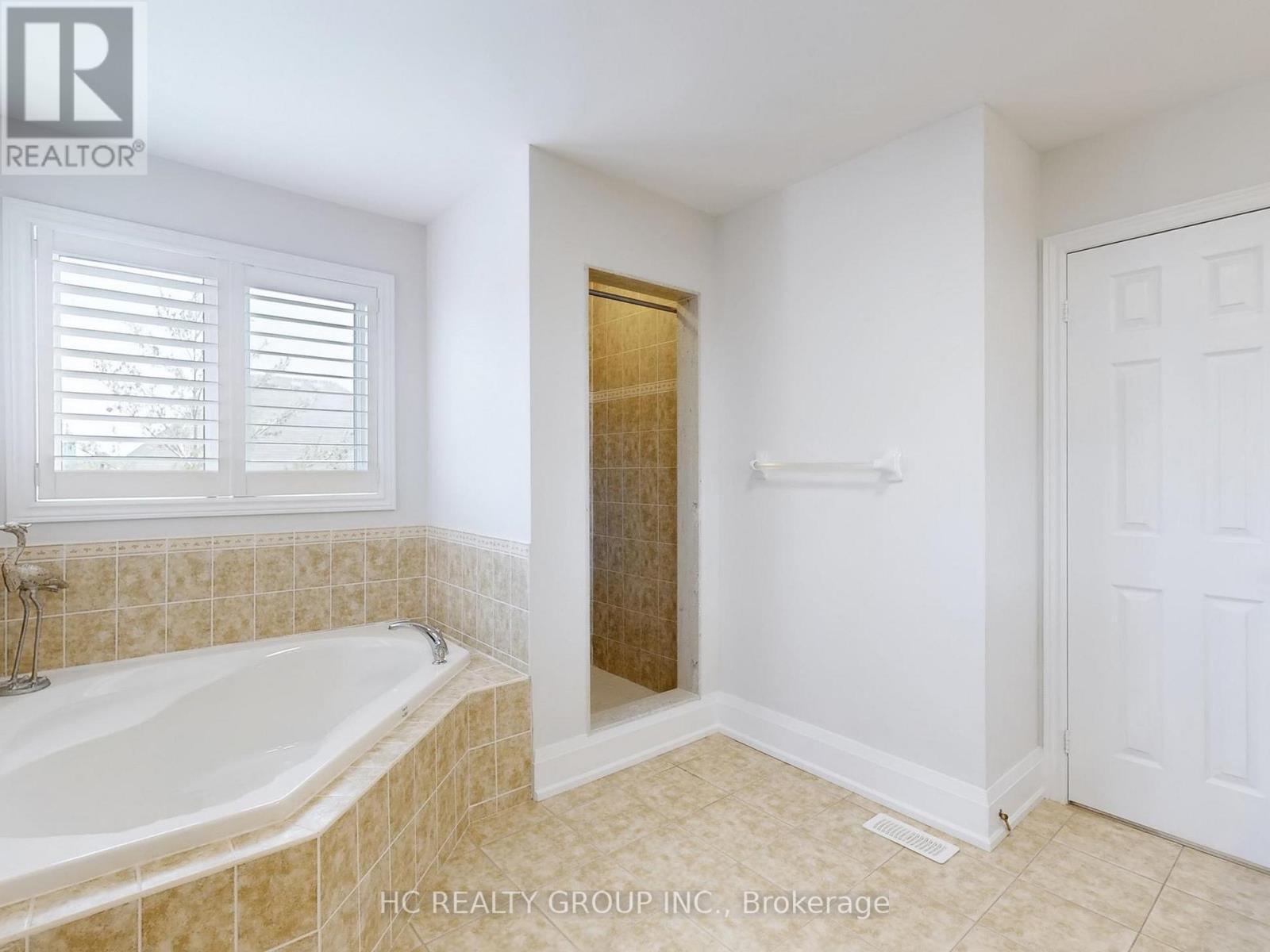 47 Medoc Place, Vaughan, ON - Indoor Photo Showing Bathroom