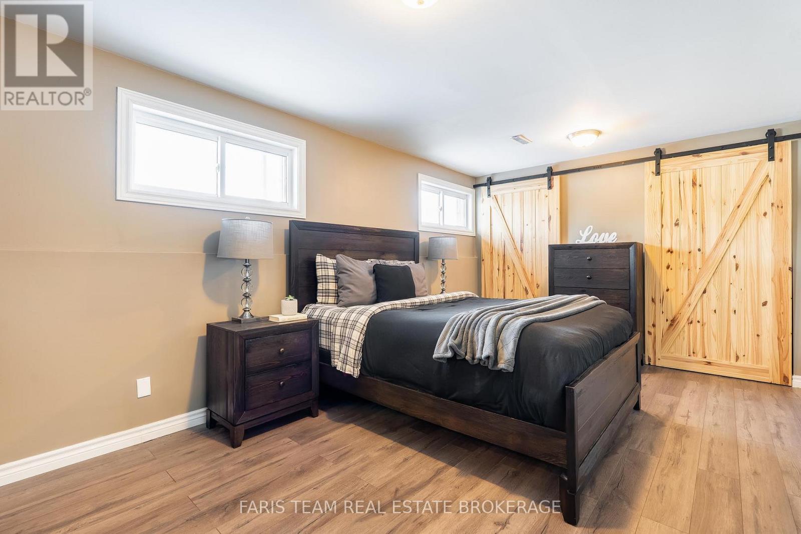 52 Roth Street, Essa, ON - Indoor Photo Showing Bedroom
