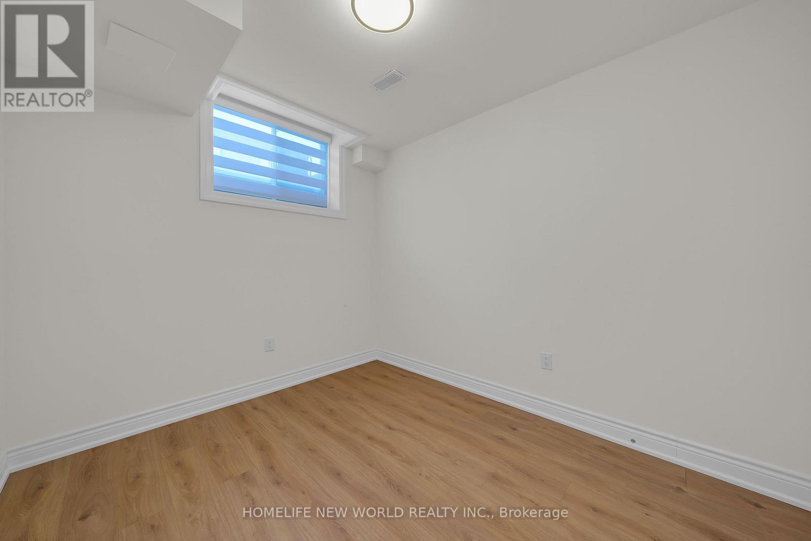 48 Crofting Crescent, Markham, ON - Indoor Photo Showing Other Room