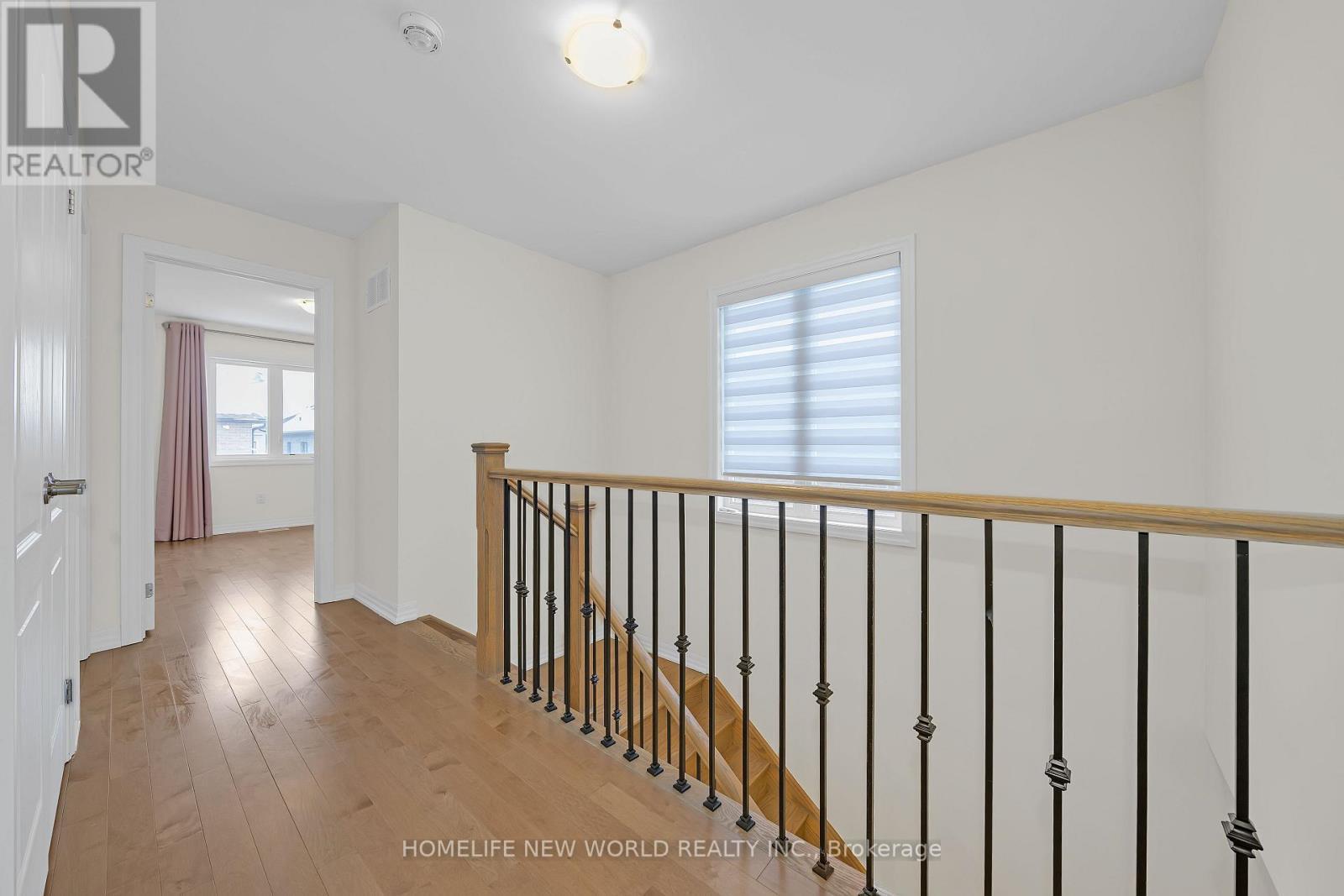 48 Crofting Crescent, Markham, ON - Indoor Photo Showing Other Room