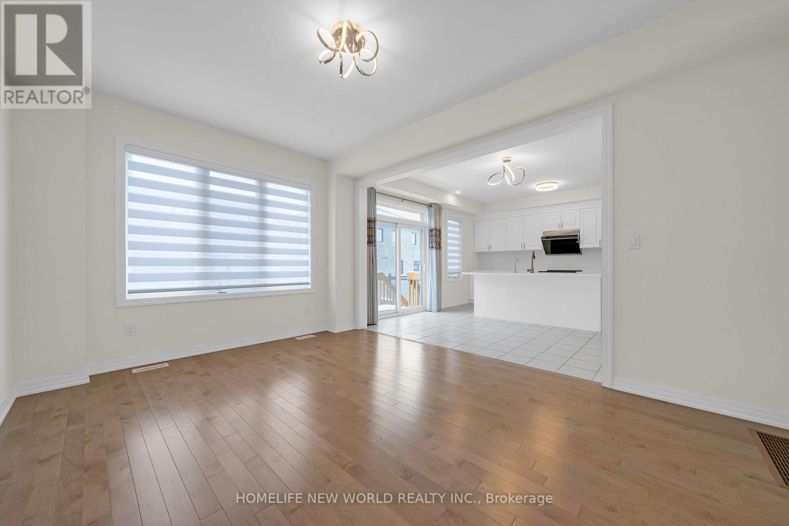 48 Crofting Crescent, Markham, ON - Indoor Photo Showing Other Room