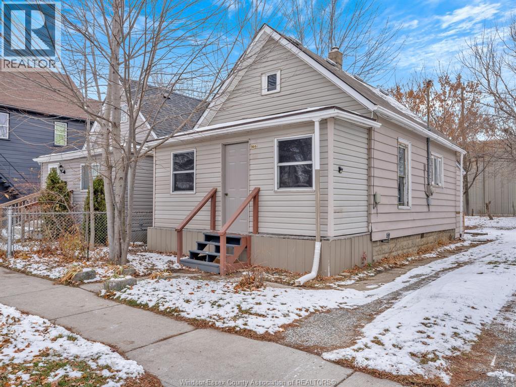 944 Maisonville, Windsor, ON - Outdoor