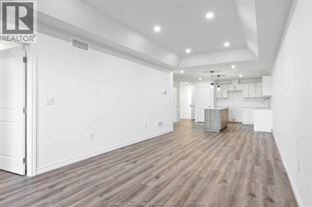 100 Erie Street North, Ridgetown, ON - Indoor Photo Showing Other Room