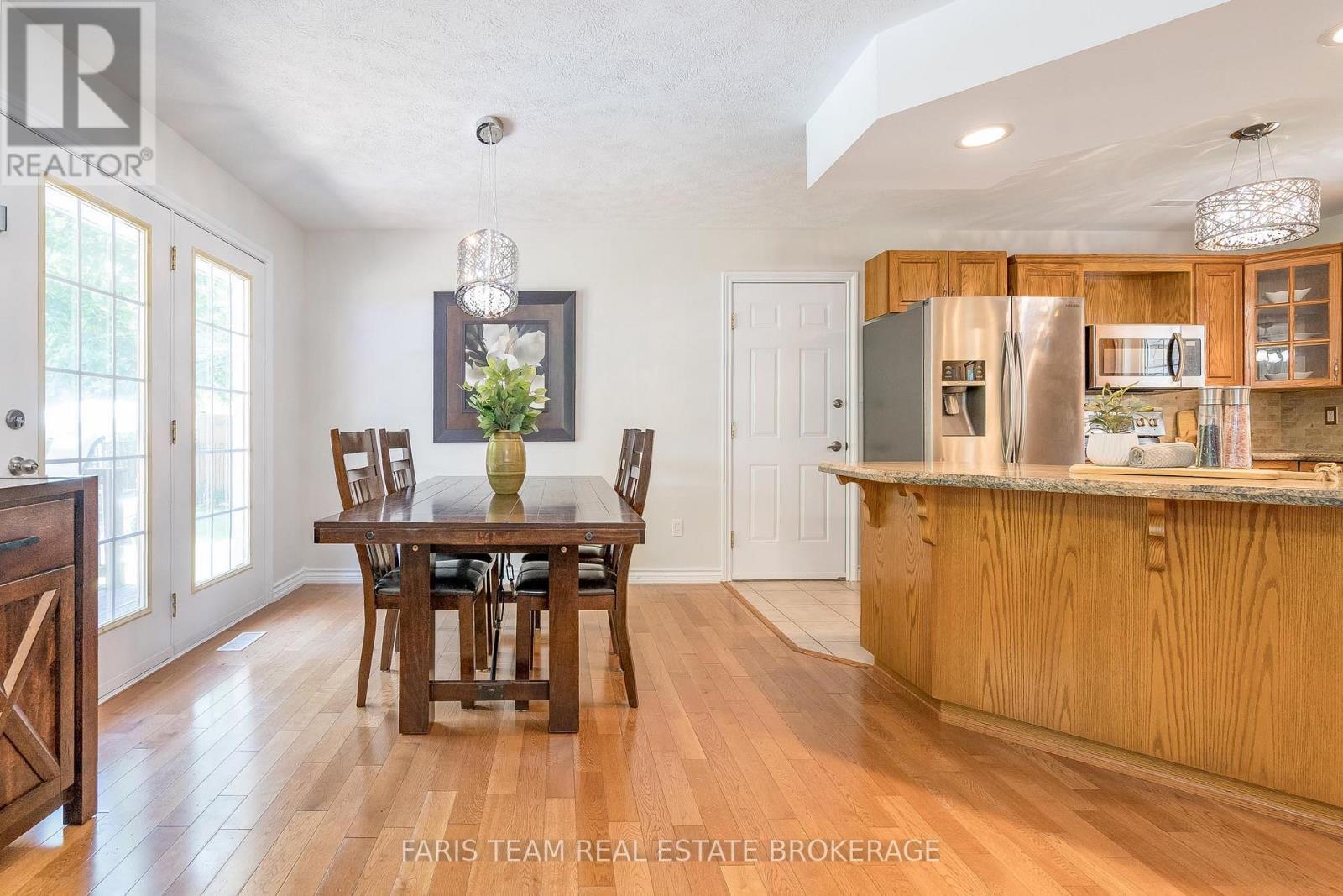 21 Maryjane Road, Tiny, ON - Indoor