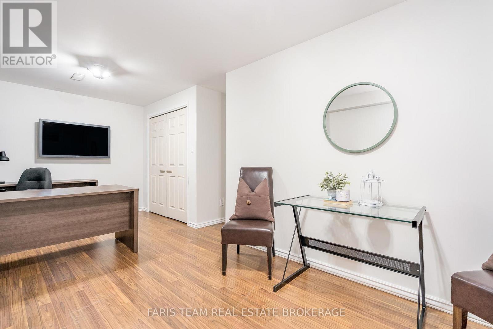 21 Maryjane Road, Tiny, ON - Indoor