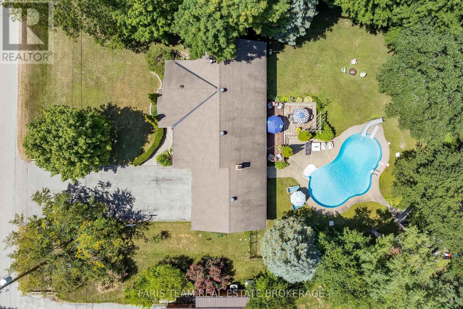 21 Maryjane Road, Tiny, ON - Outdoor With In Ground Pool With View