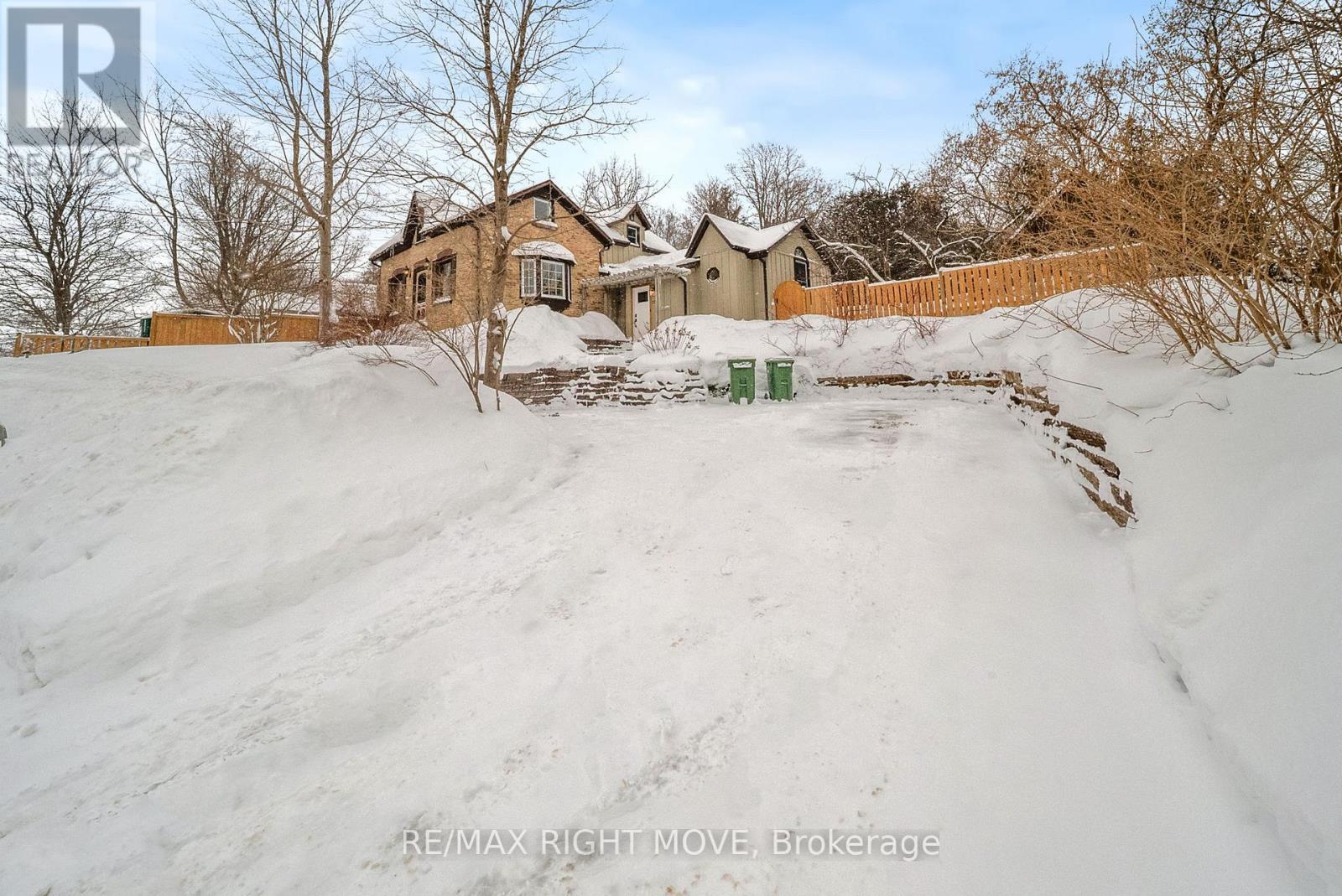 27 Durham St Street, Grey Highlands, ON - Outdoor