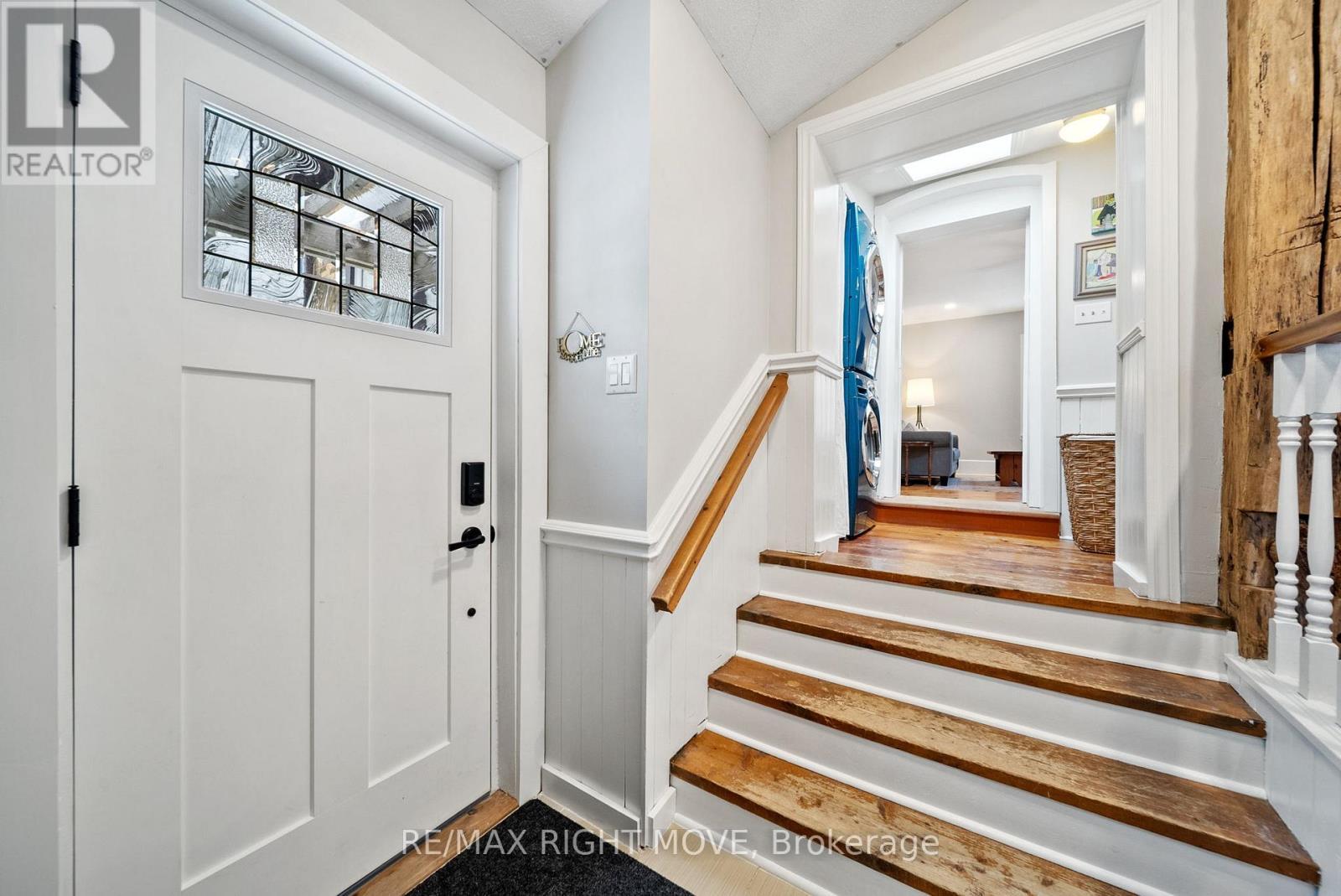 27 Durham St Street, Grey Highlands, ON - Indoor Photo Showing Other Room