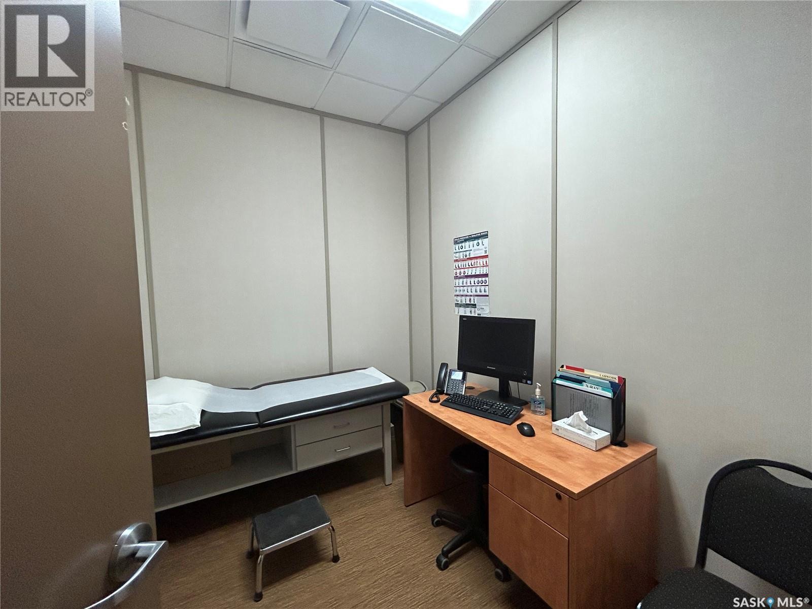 5 207 2Nd Avenue N, Saskatoon, SK