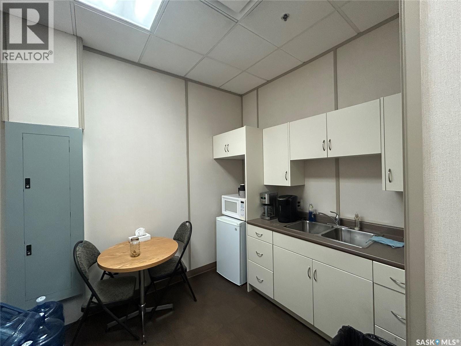 5 207 2Nd Avenue N, Saskatoon, SK