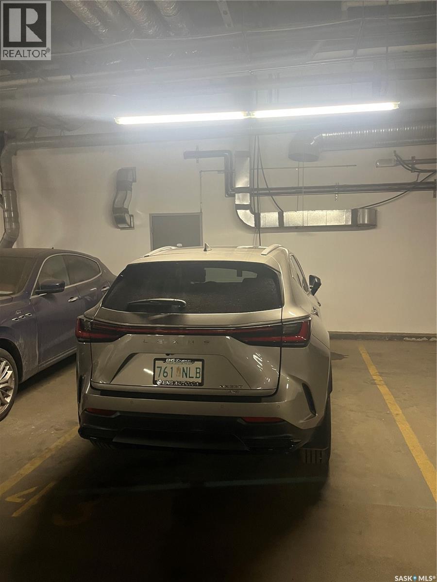 5 207 2Nd Avenue N, Saskatoon, SK