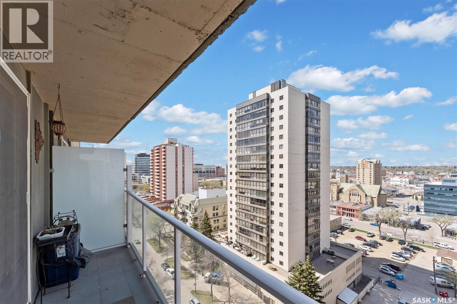 1501 320 5Th Avenue N, Saskatoon, SK - Outdoor With Balcony With View