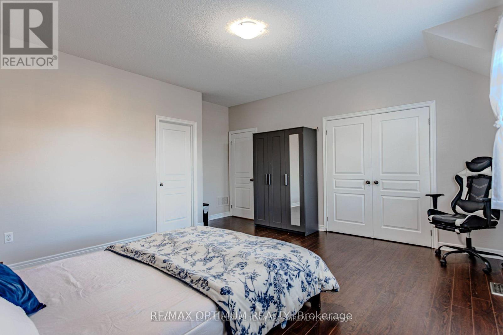 150 Lloyd Sanderson Drive, Brampton, ON - Indoor Photo Showing Bedroom
