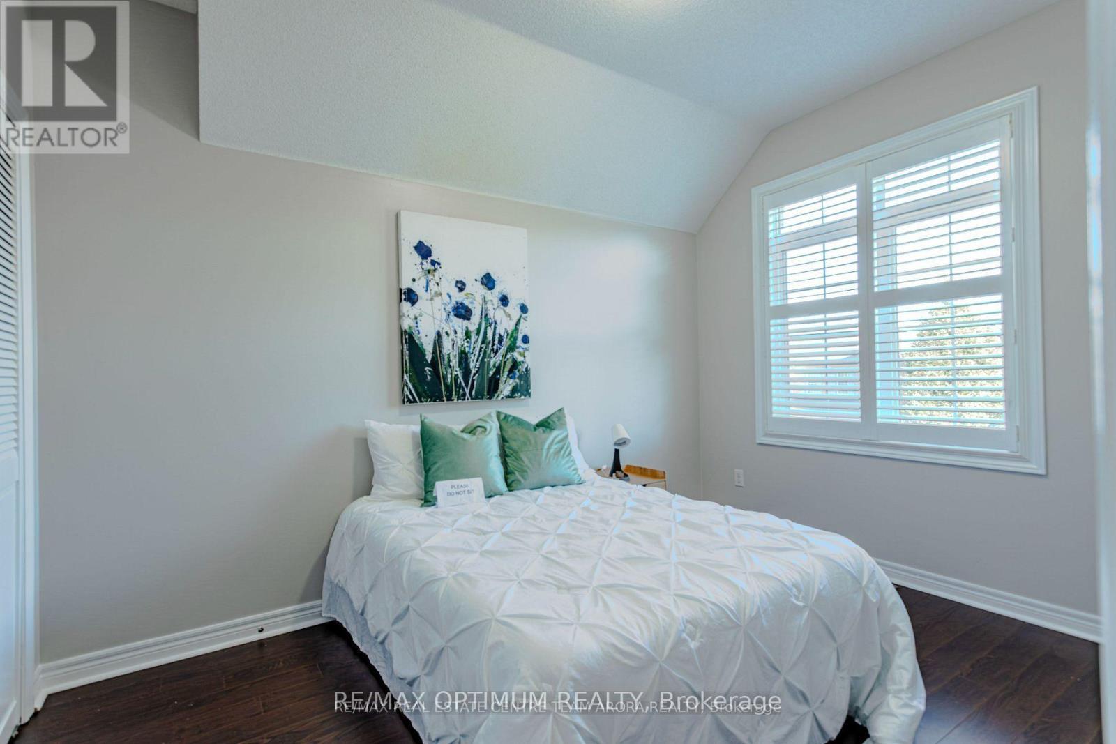 150 Lloyd Sanderson Drive, Brampton, ON - Indoor Photo Showing Bedroom
