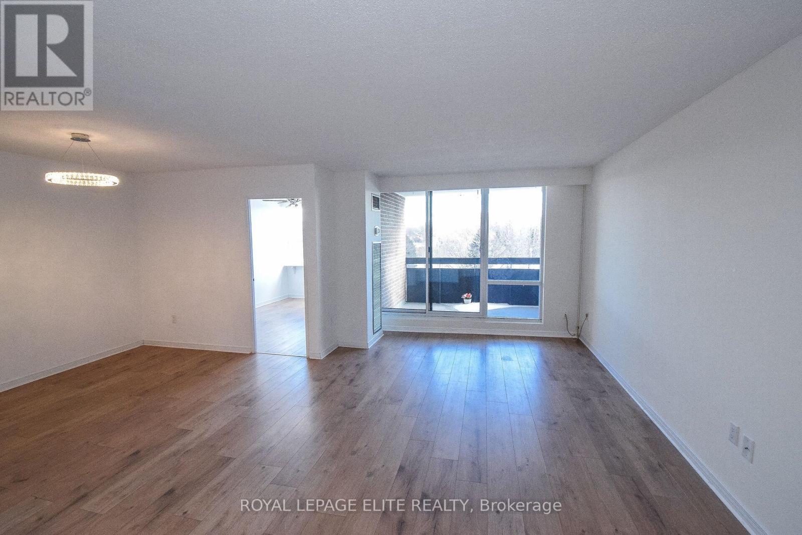 302 - 362 The East Mall W, Toronto, ON - Indoor Photo Showing Other Room