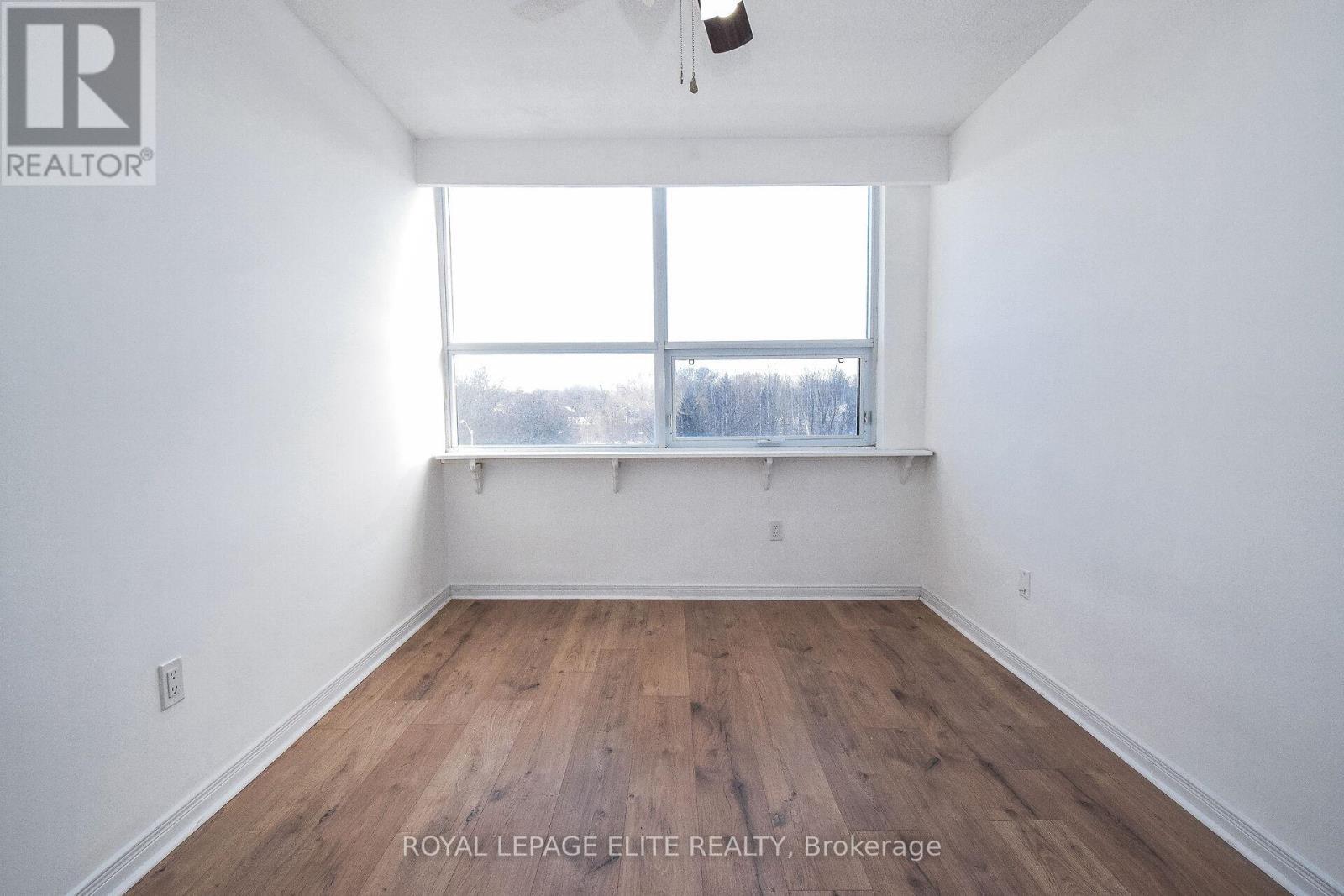 302 - 362 The East Mall W, Toronto, ON - Indoor Photo Showing Other Room