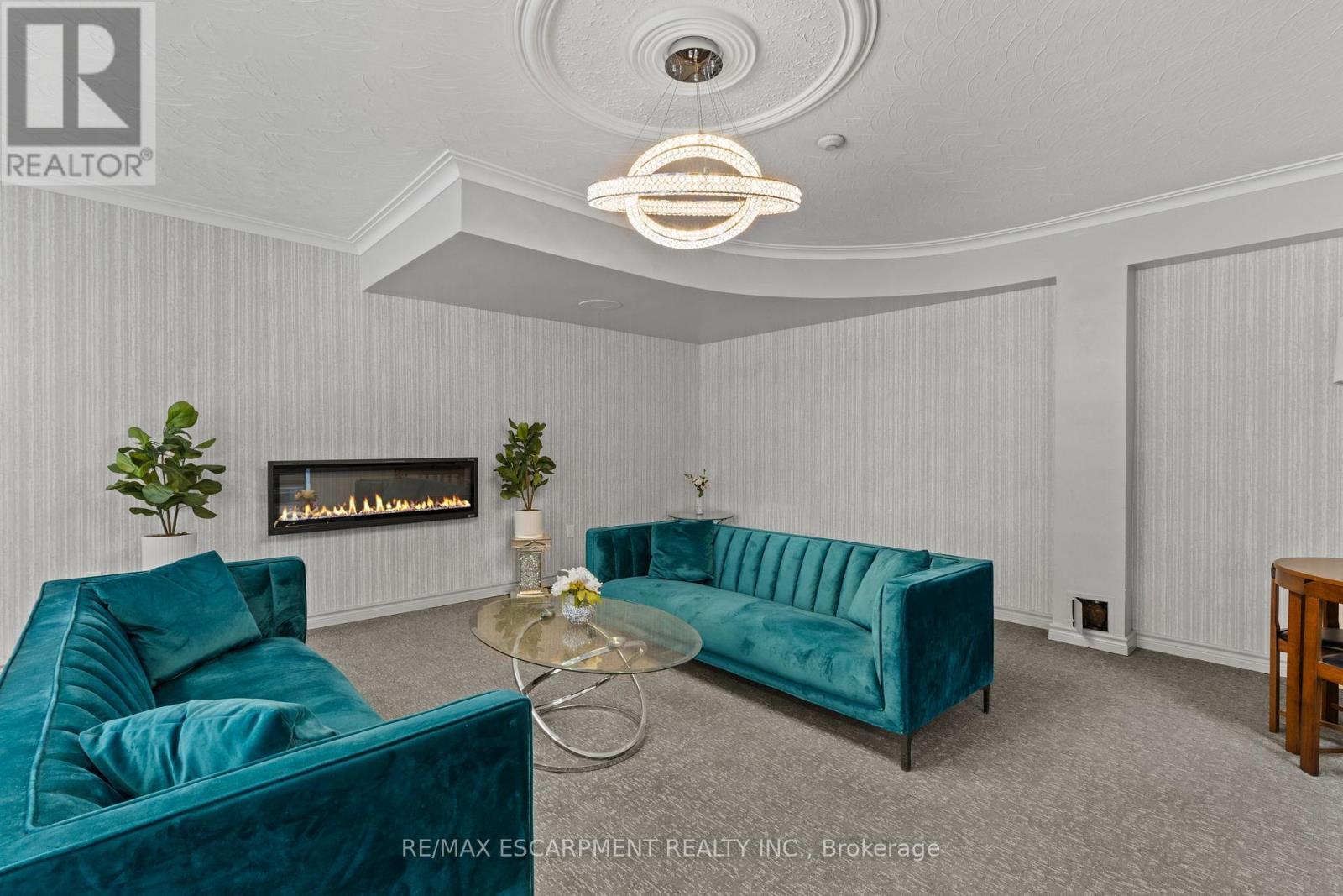 1004 - 359 Geneva Street, St. Catharines, ON - Indoor With Fireplace