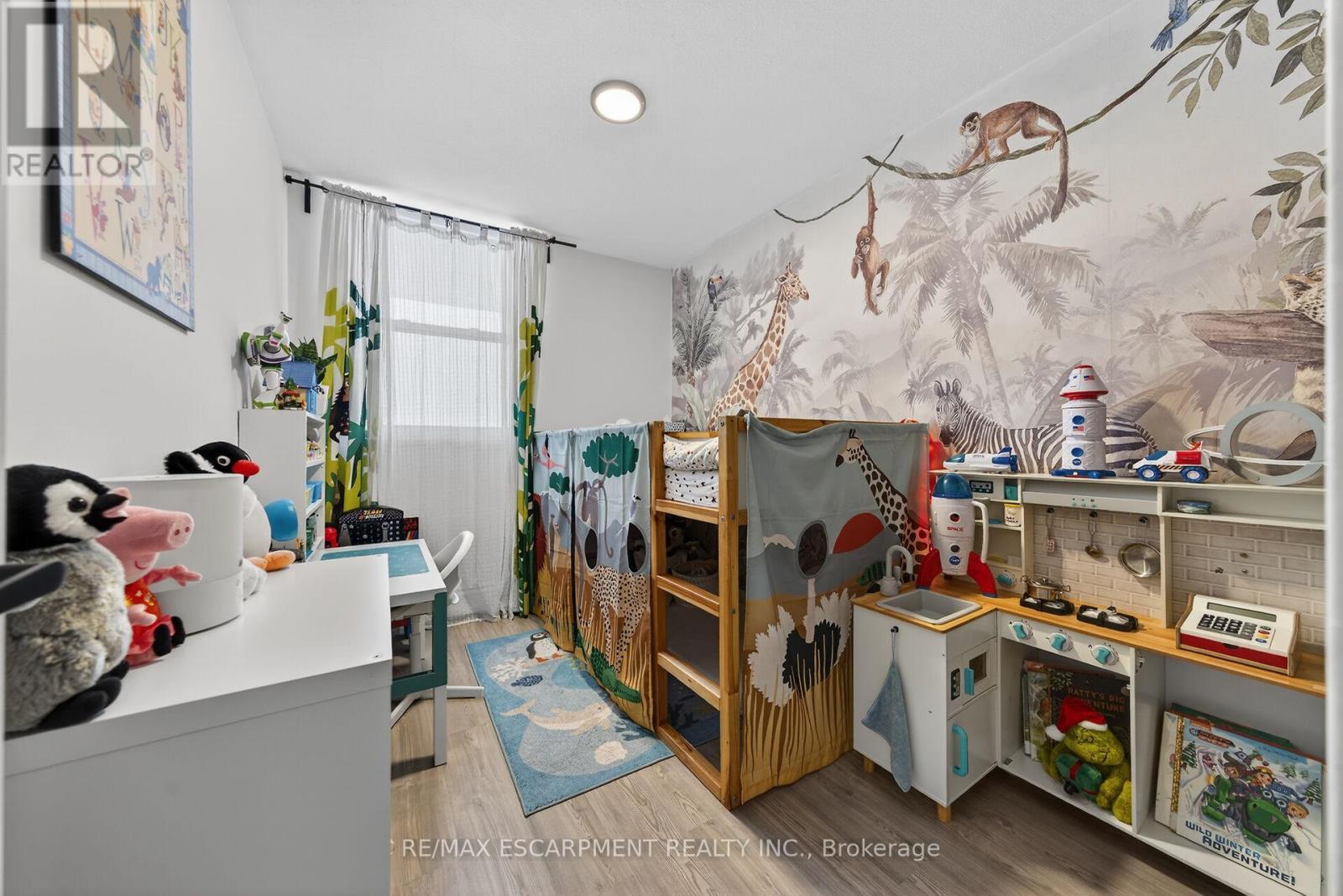 324 - 350 Quigley Road, Hamilton, ON - Indoor Photo Showing Other Room