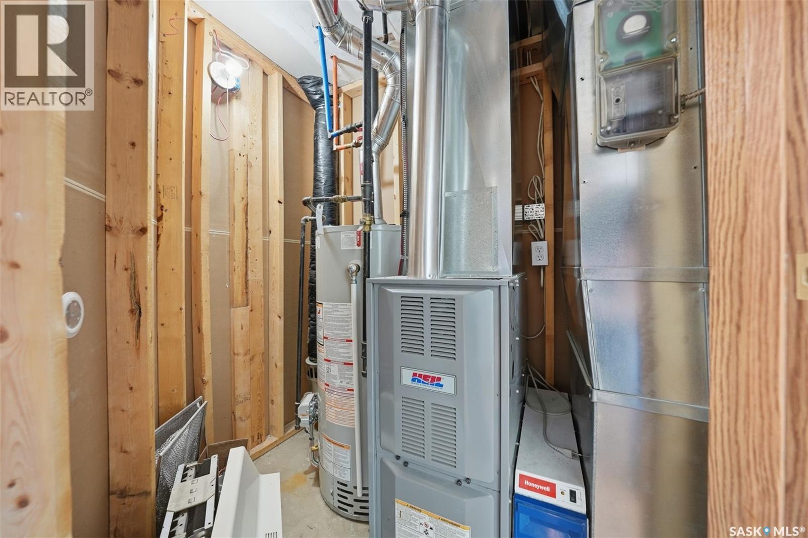 255 Southwood Drive, Prince Albert, SK - Indoor Photo Showing Basement