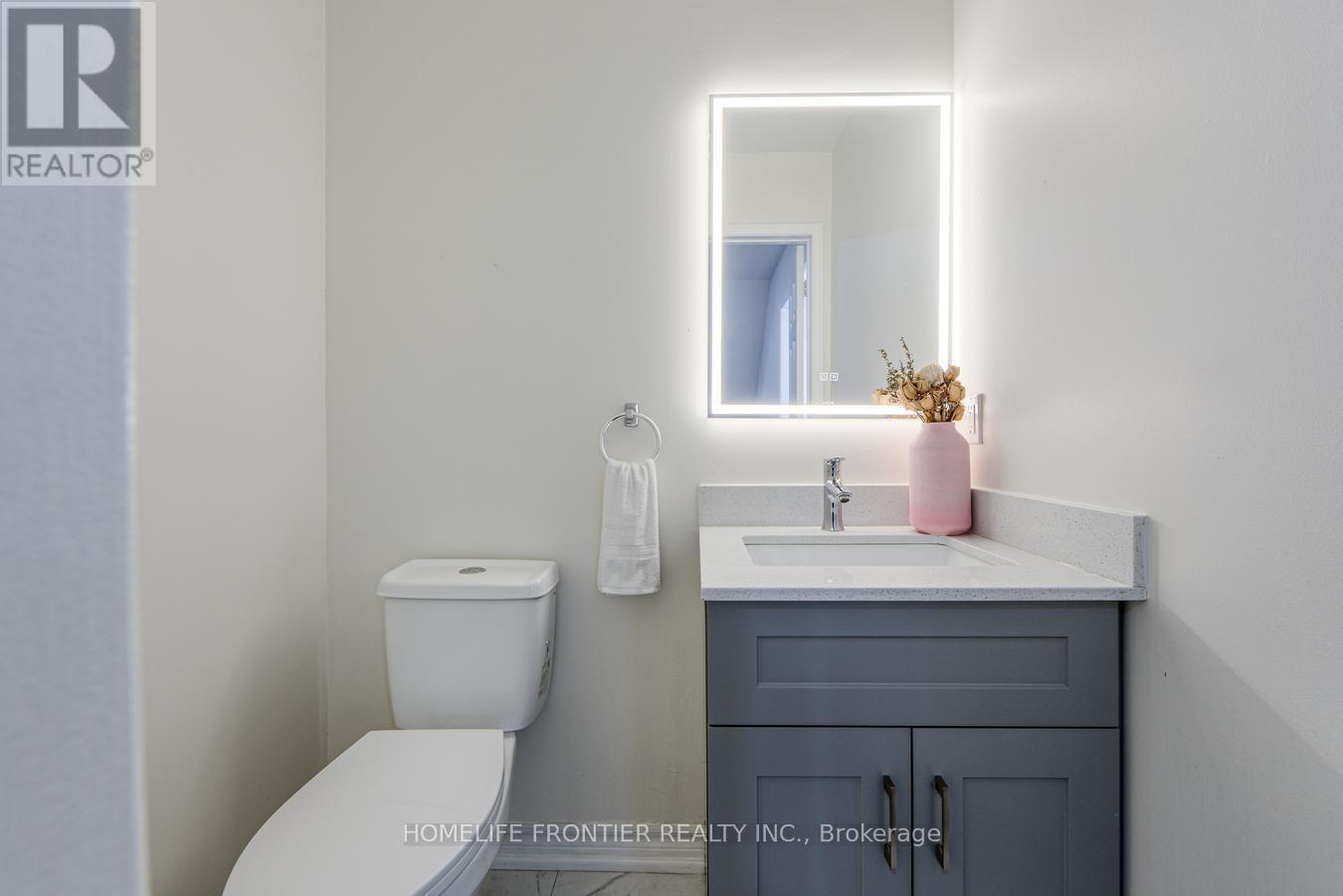 3391 Bruzan Crescent, Mississauga, ON - Indoor Photo Showing Bathroom