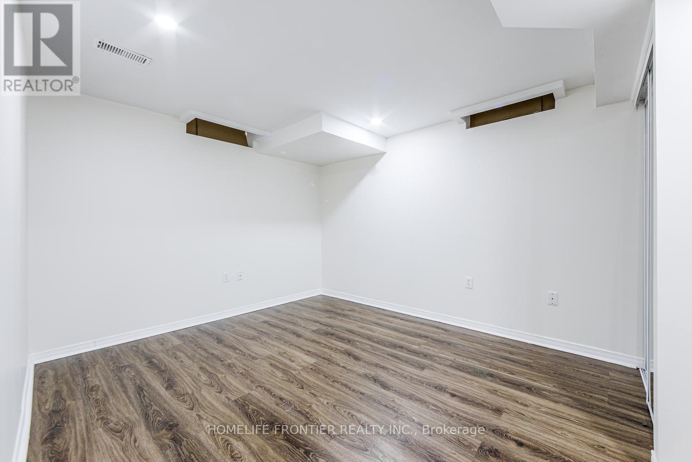 3391 Bruzan Crescent, Mississauga, ON - Indoor Photo Showing Other Room