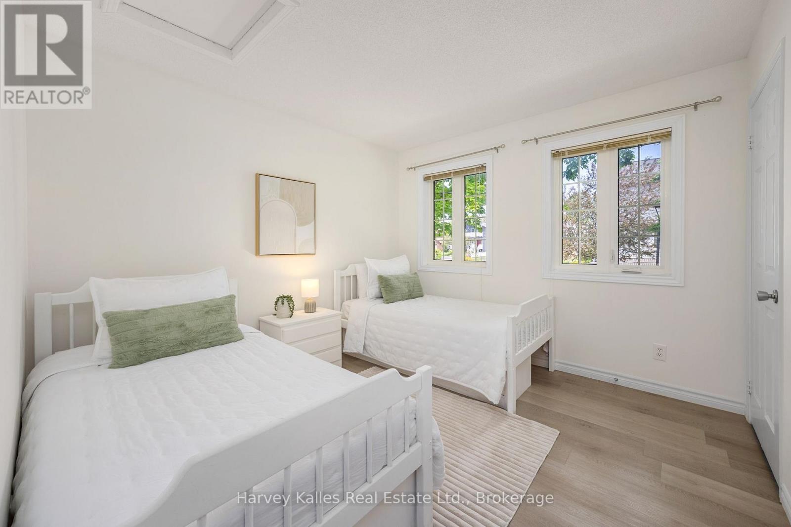 Bedroom 1 - 37 - 146 Settler'S Way, Blue Mountains, ON - Indoor Photo Showing Bedroom
