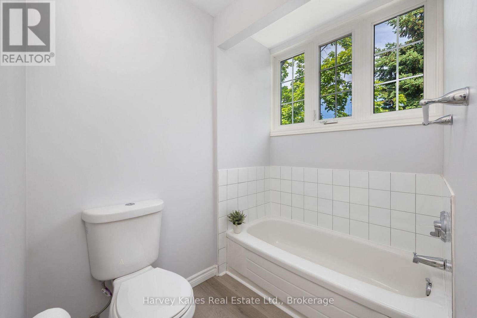 Primary Bathroom - 37 - 146 Settler'S Way, Blue Mountains, ON - Indoor Photo Showing Bathroom