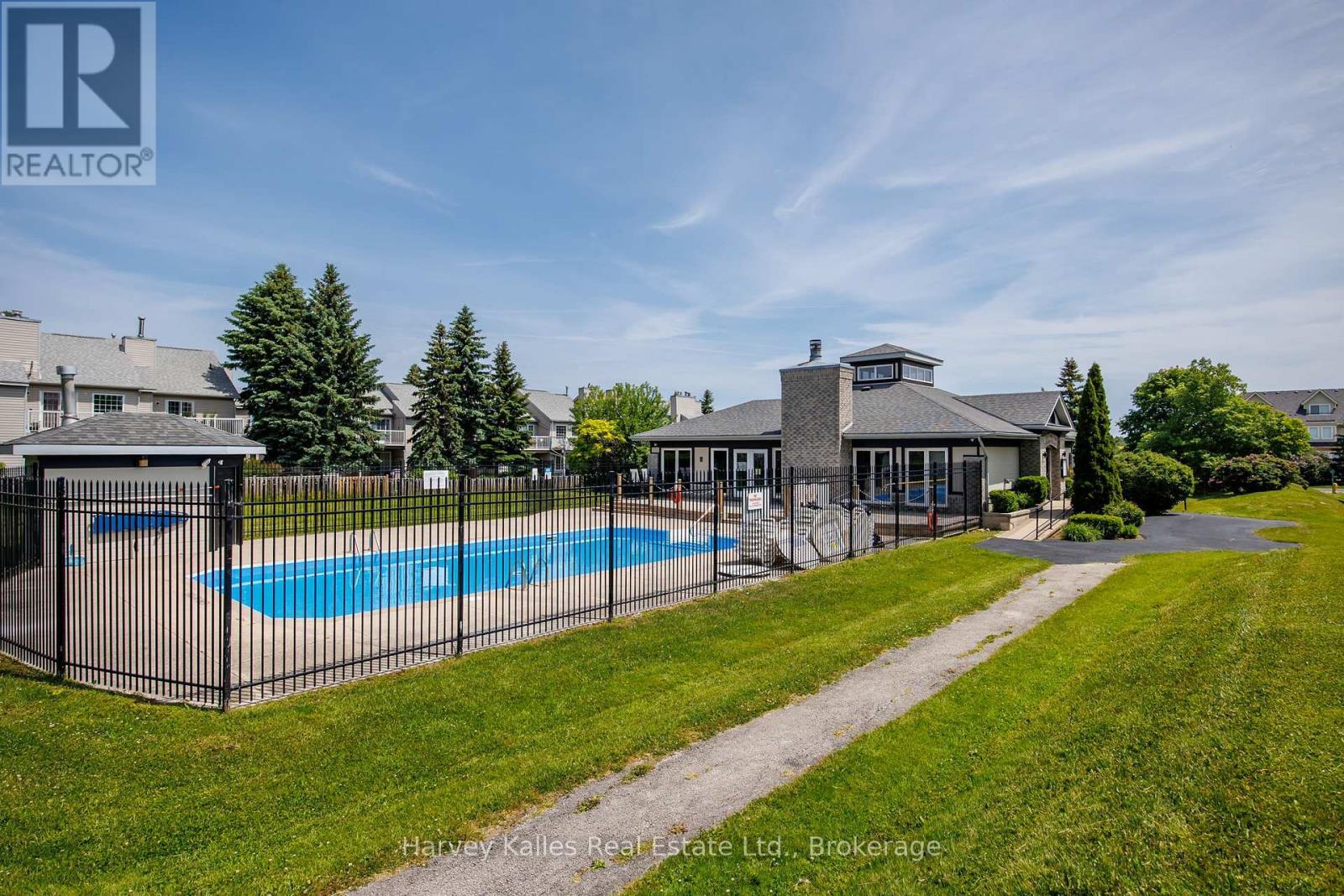Use of Pools - 37 - 146 Settler'S Way, Blue Mountains, ON - Outdoor With In Ground Pool