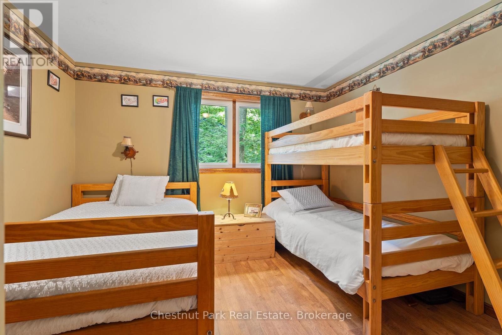 Unit #8 - 1111 Buckeye Road, Muskoka Lakes (Medora), ON - Indoor Photo Showing Bedroom