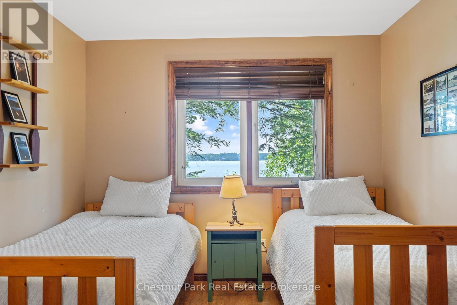 Unit #8 - 1111 Buckeye Road, Muskoka Lakes (Medora), ON - Indoor Photo Showing Bedroom