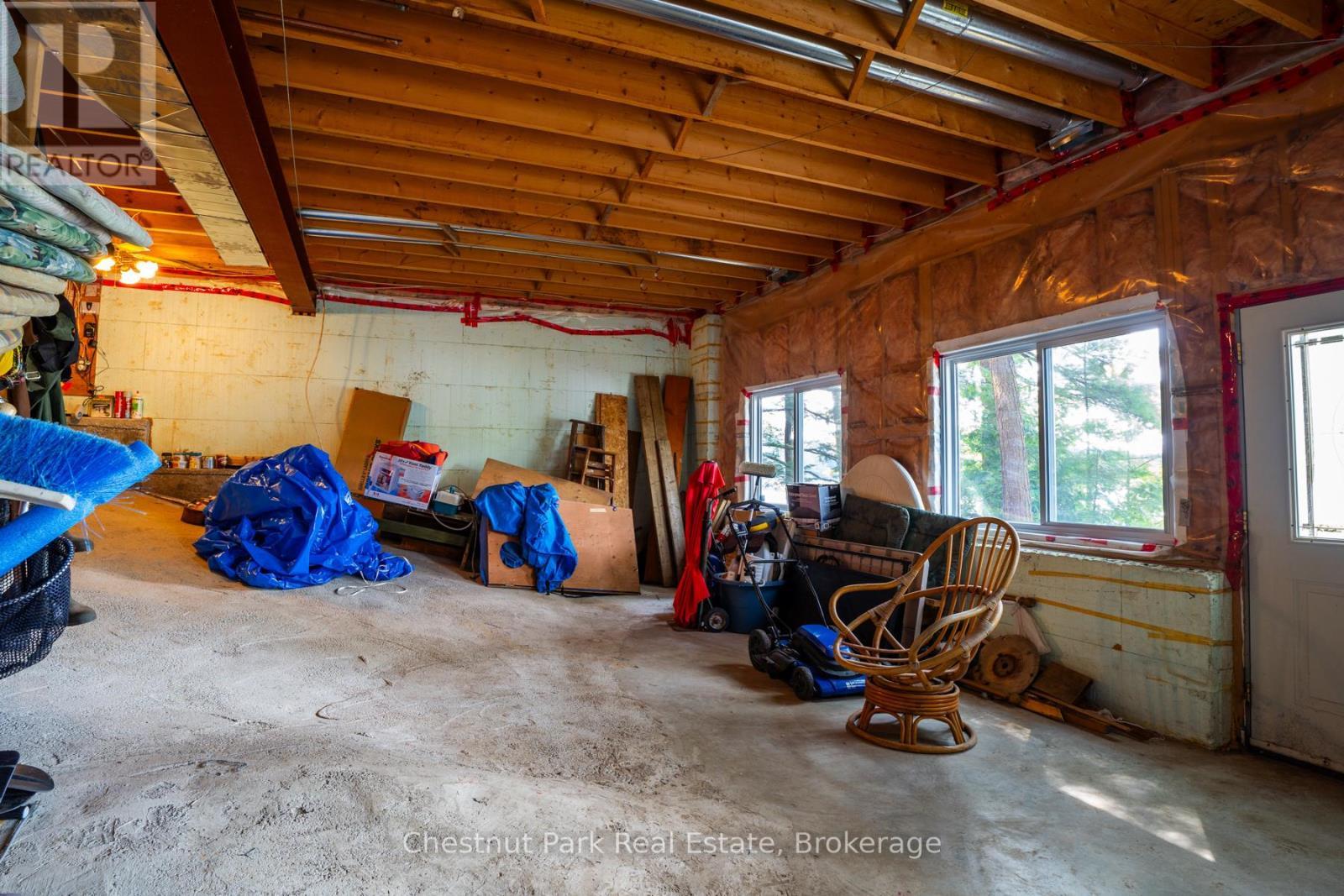Unit #8 - 1111 Buckeye Road, Muskoka Lakes (Medora), ON - Indoor