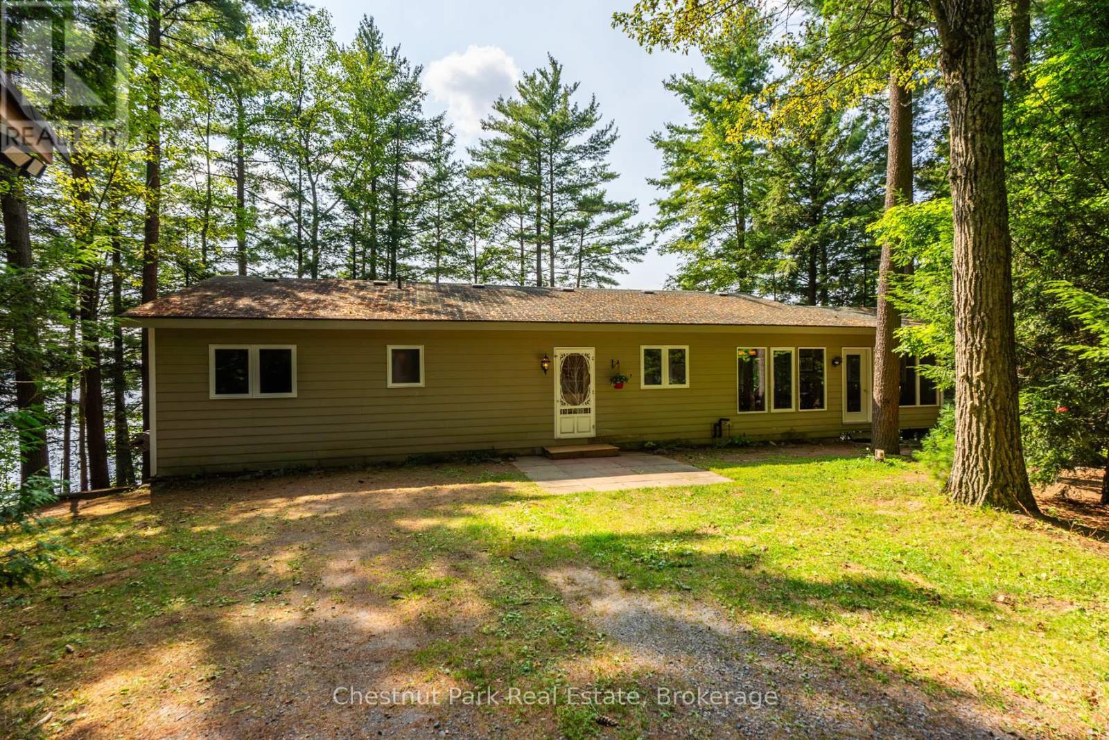 Unit #8 - 1111 Buckeye Road, Muskoka Lakes (Medora), ON - Outdoor