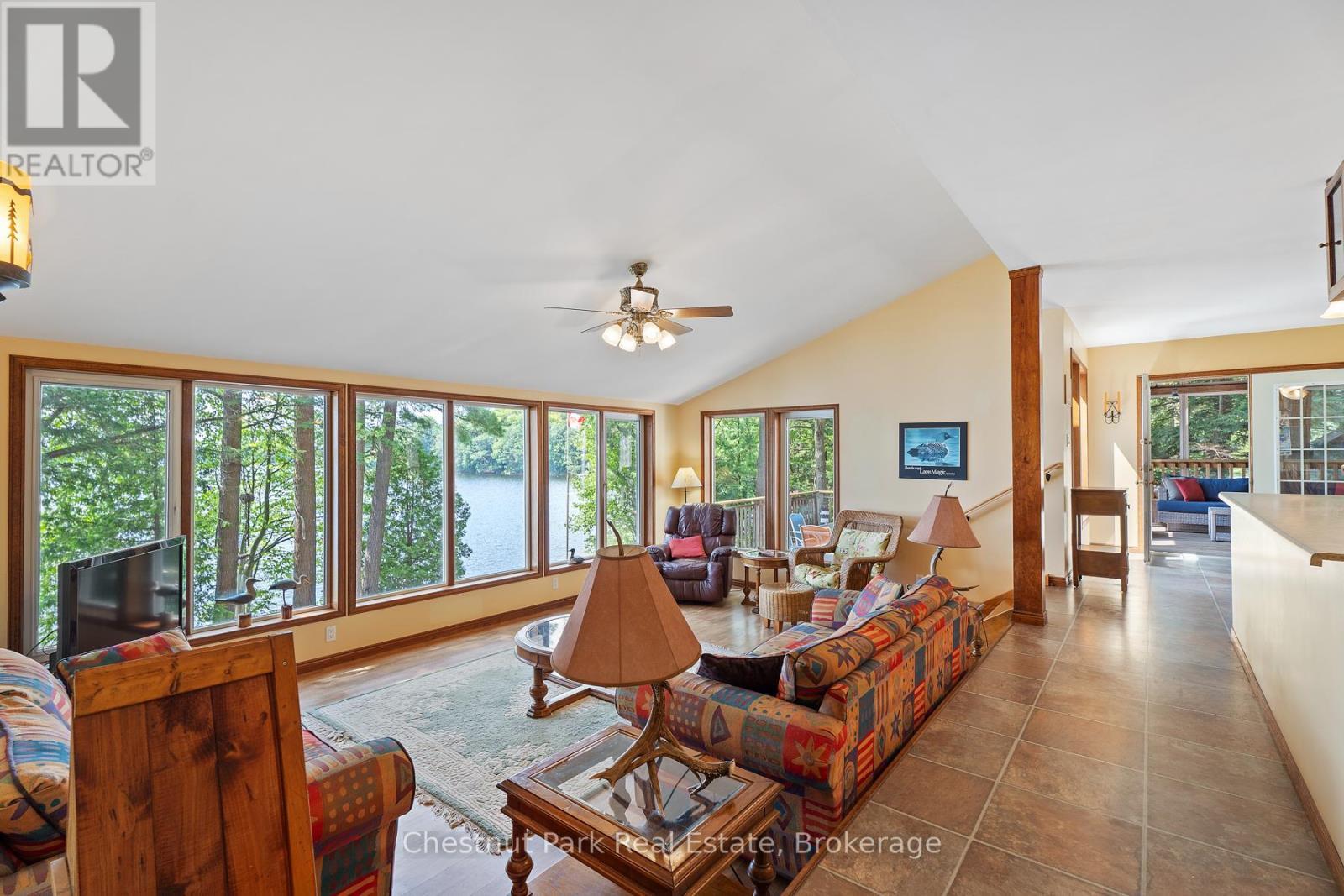 Unit #8 - 1111 Buckeye Road, Muskoka Lakes (Medora), ON - Indoor