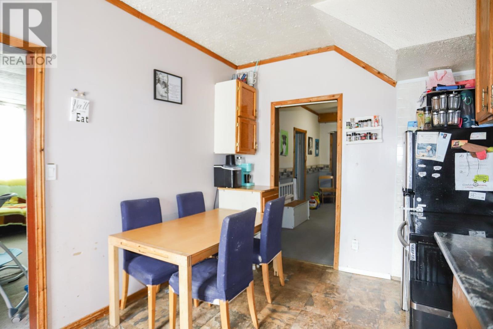 8 Dufferin St, Sault Ste. Marie, ON - Indoor Photo Showing Dining Room