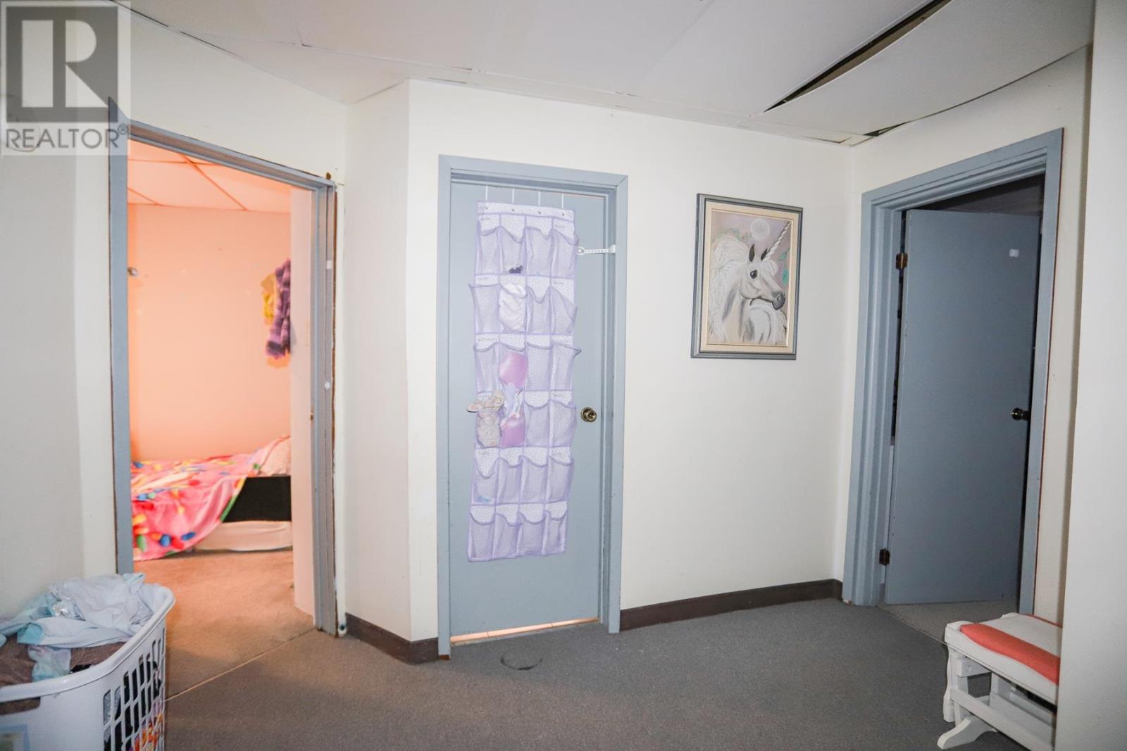 8 Dufferin St, Sault Ste. Marie, ON - Indoor