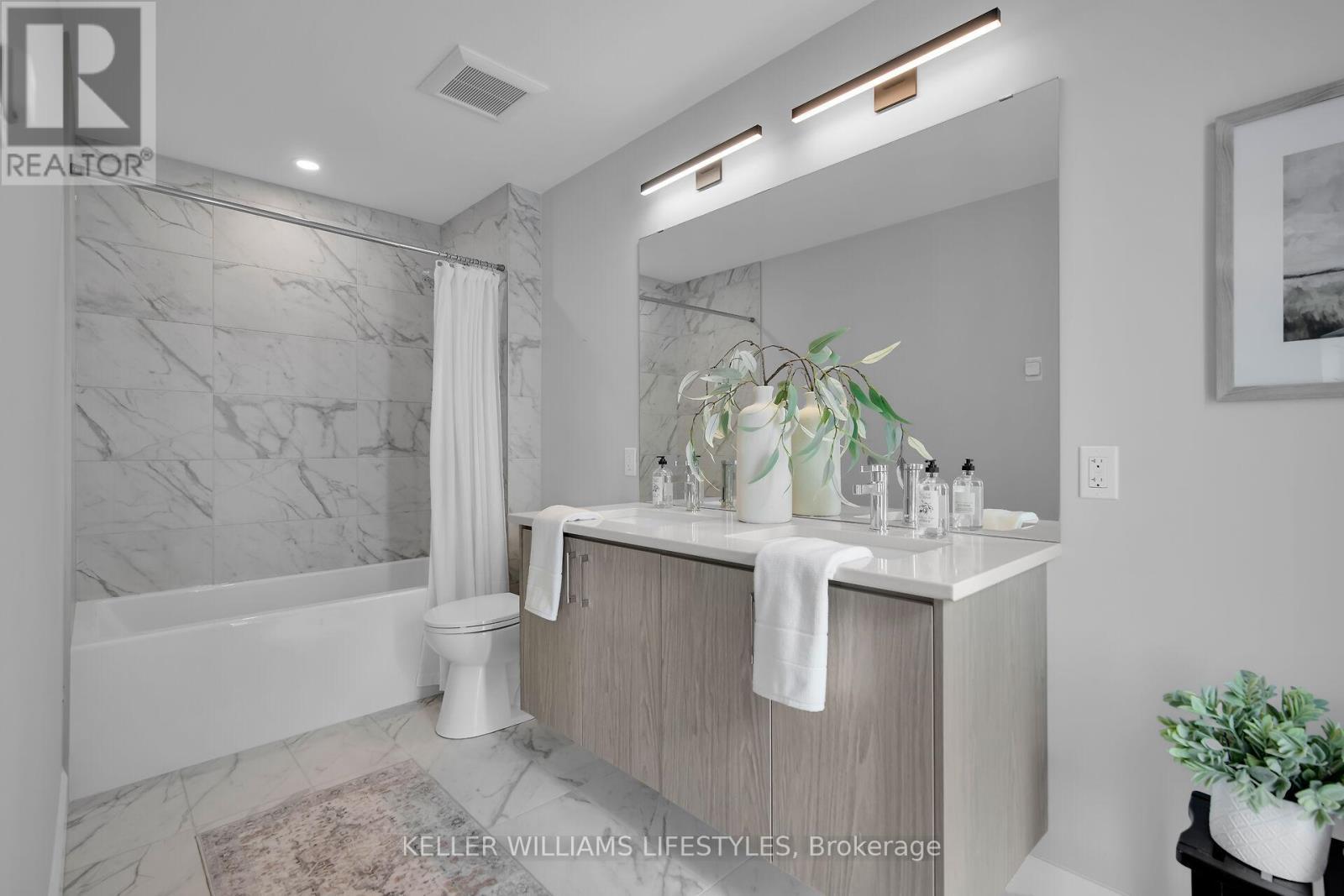 A120 - 2062 Lumen Drive, London South (South A), ON - Indoor Photo Showing Bathroom