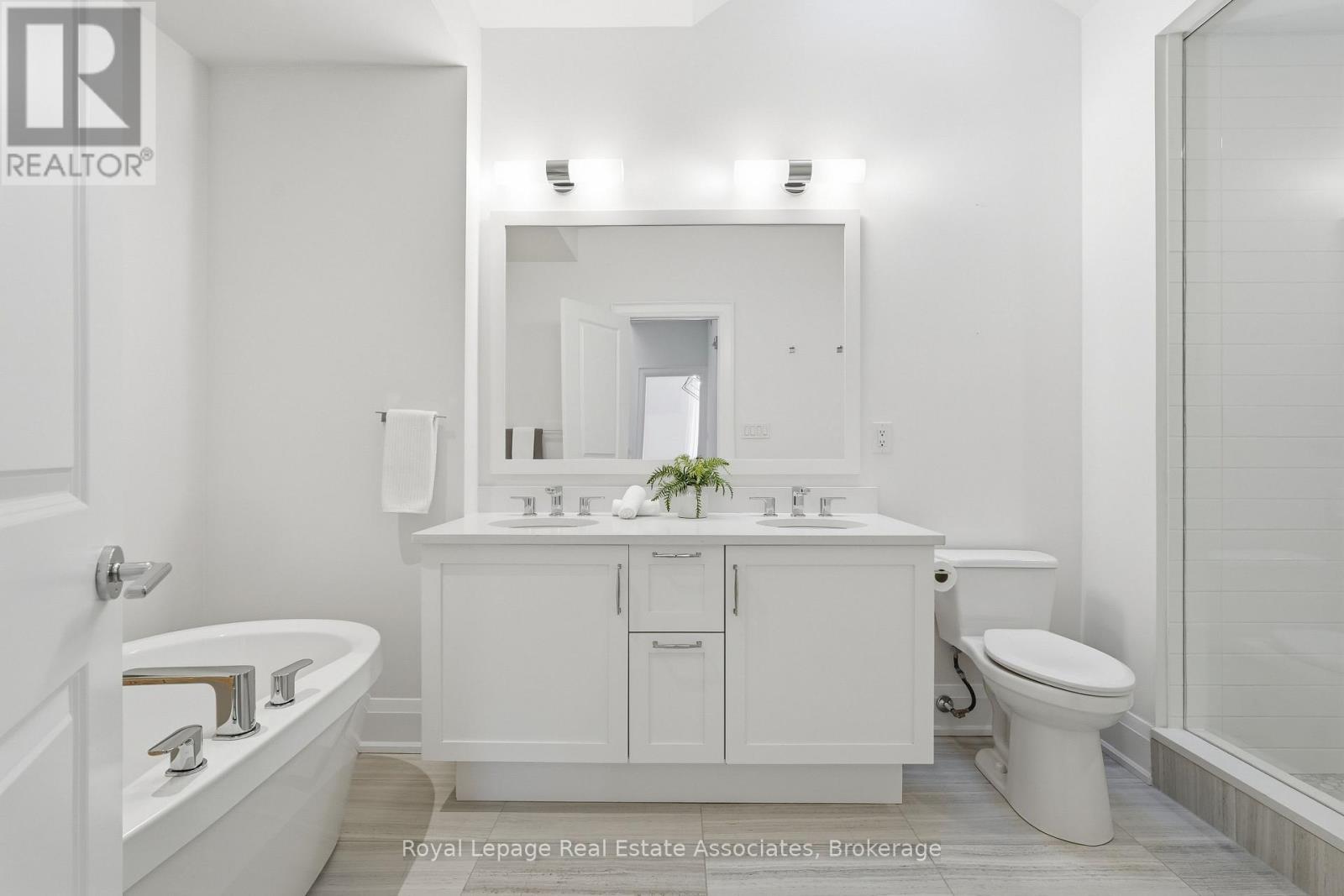 57 - 75 Elder Avenue, Toronto, ON - Indoor Photo Showing Bathroom