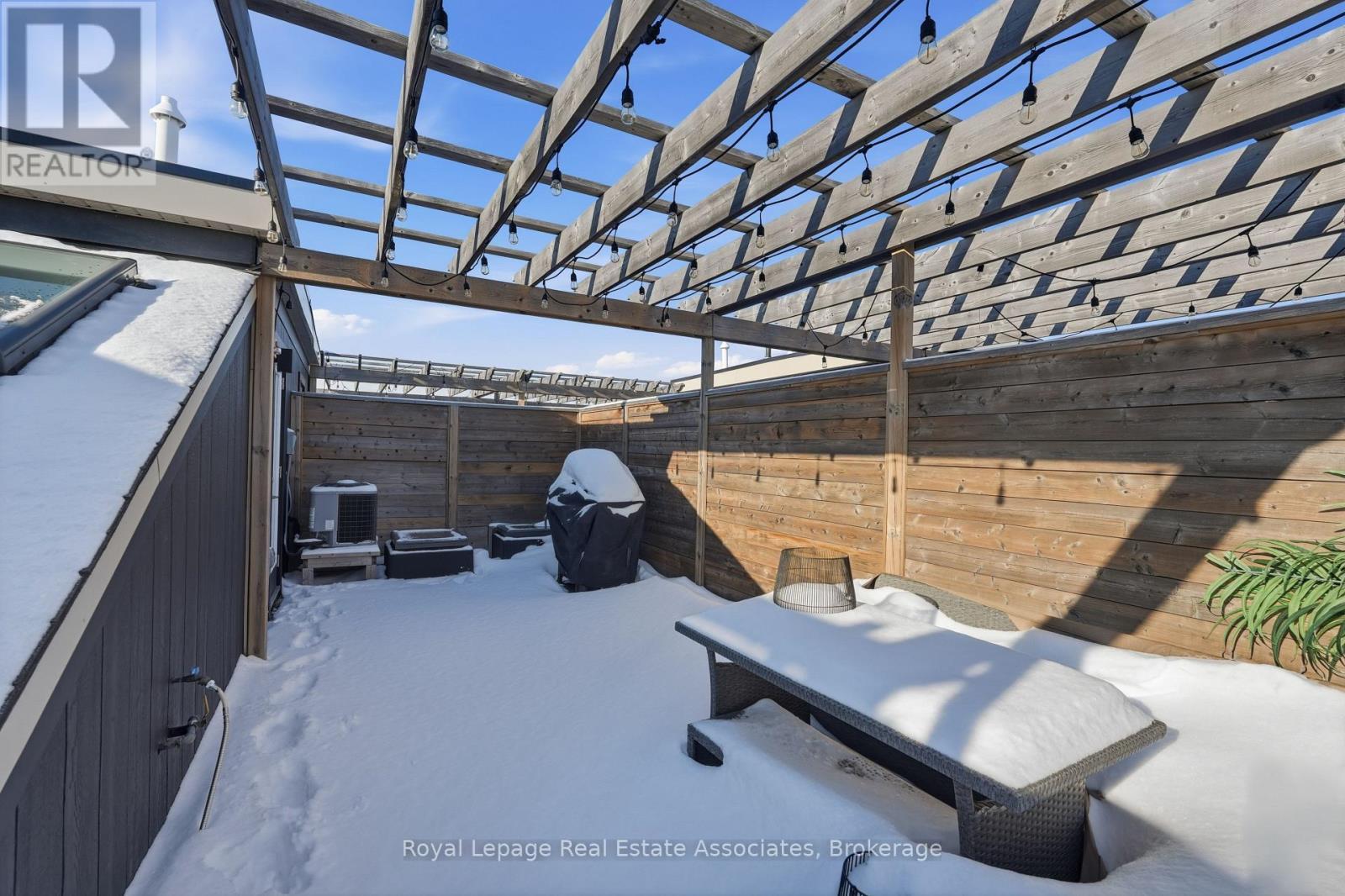 57 - 75 Elder Avenue, Toronto, ON - Outdoor