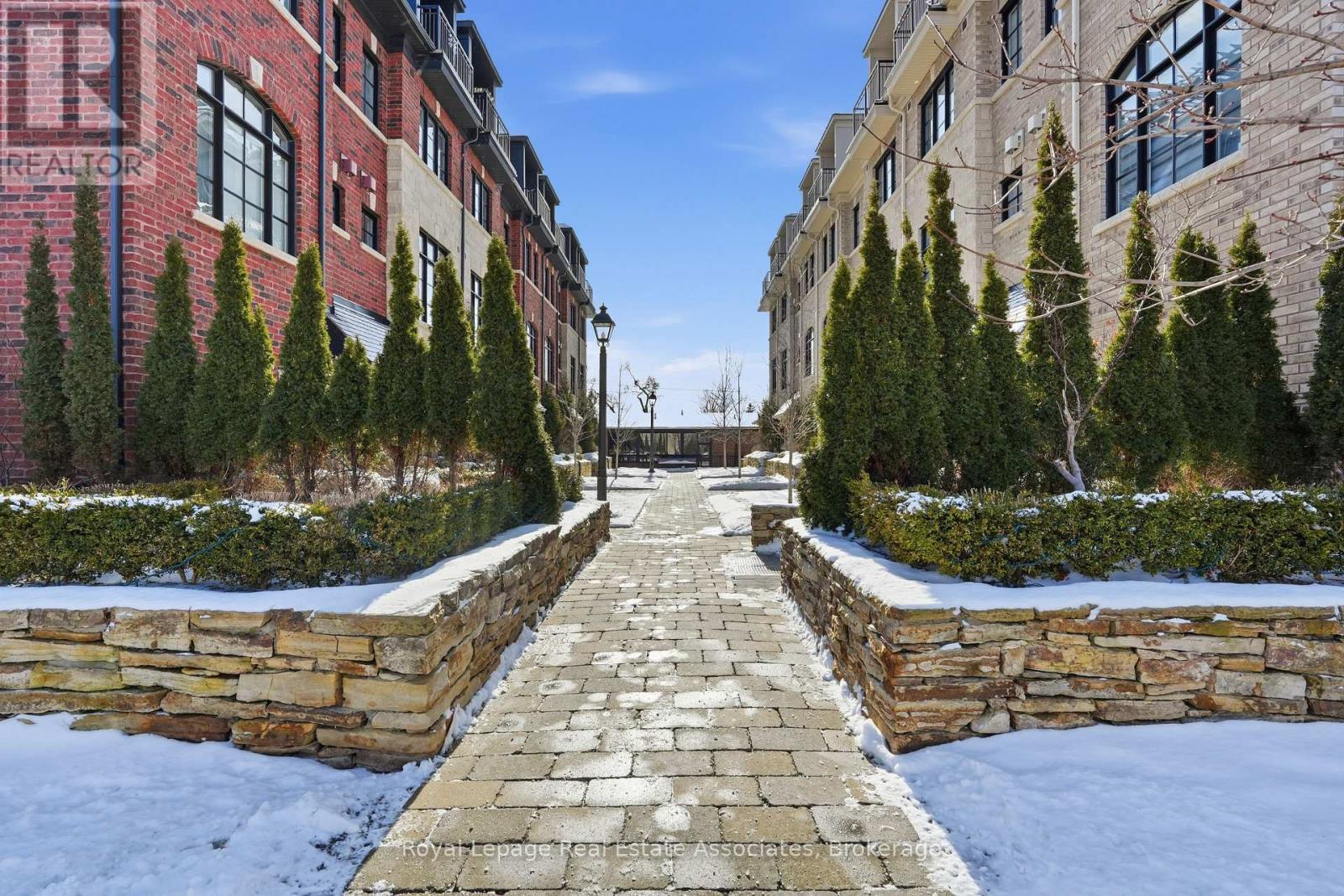 57 - 75 Elder Avenue, Toronto, ON - Outdoor