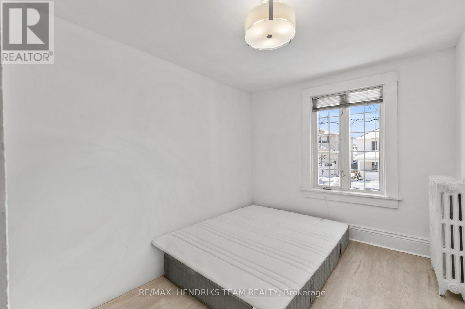 bedroom 3 - 60 West Street N, Thorold (Thorold Downtown), ON - Indoor Photo Showing Bedroom