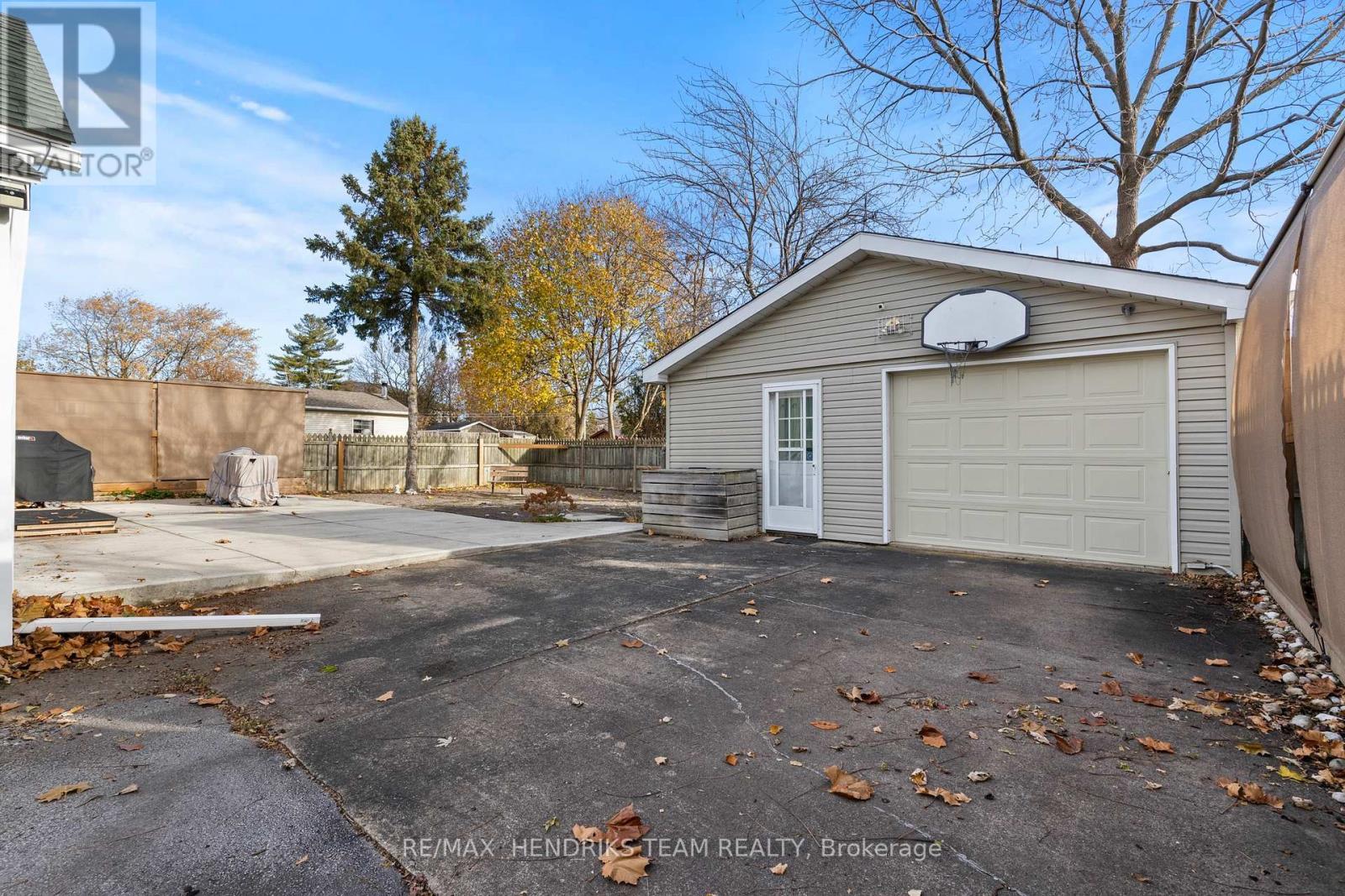 60 West Street N, Thorold (Thorold Downtown), ON - Outdoor