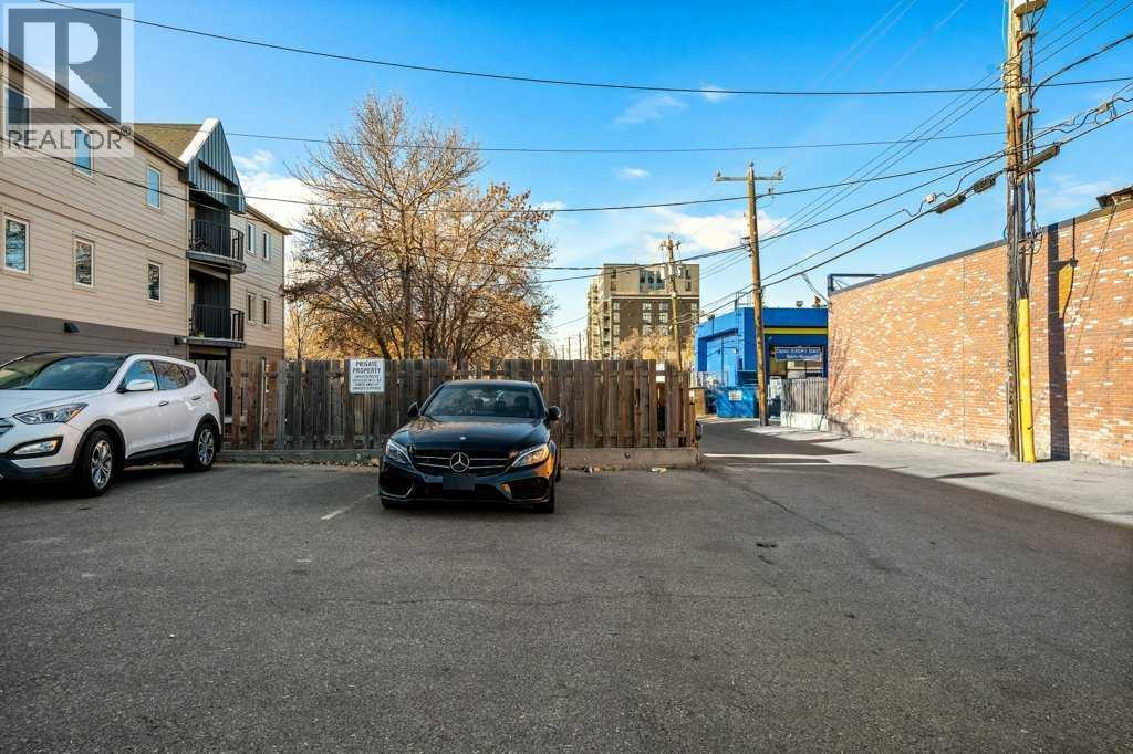 101, 312 15 Avenue Ne, Calgary, AB - Outdoor