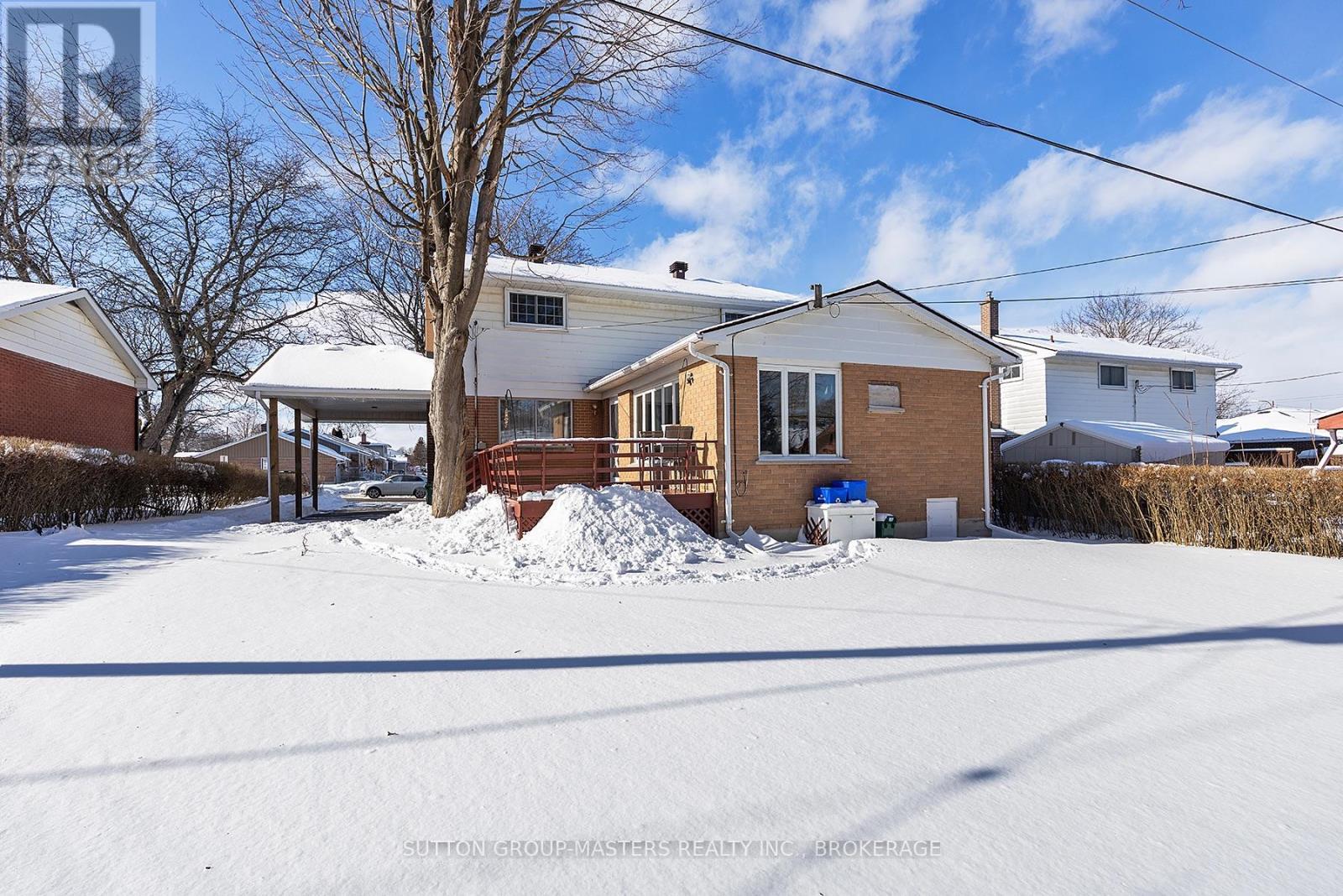 396 Roosevelt Drive, Kingston (City Southwest), ON - Outdoor