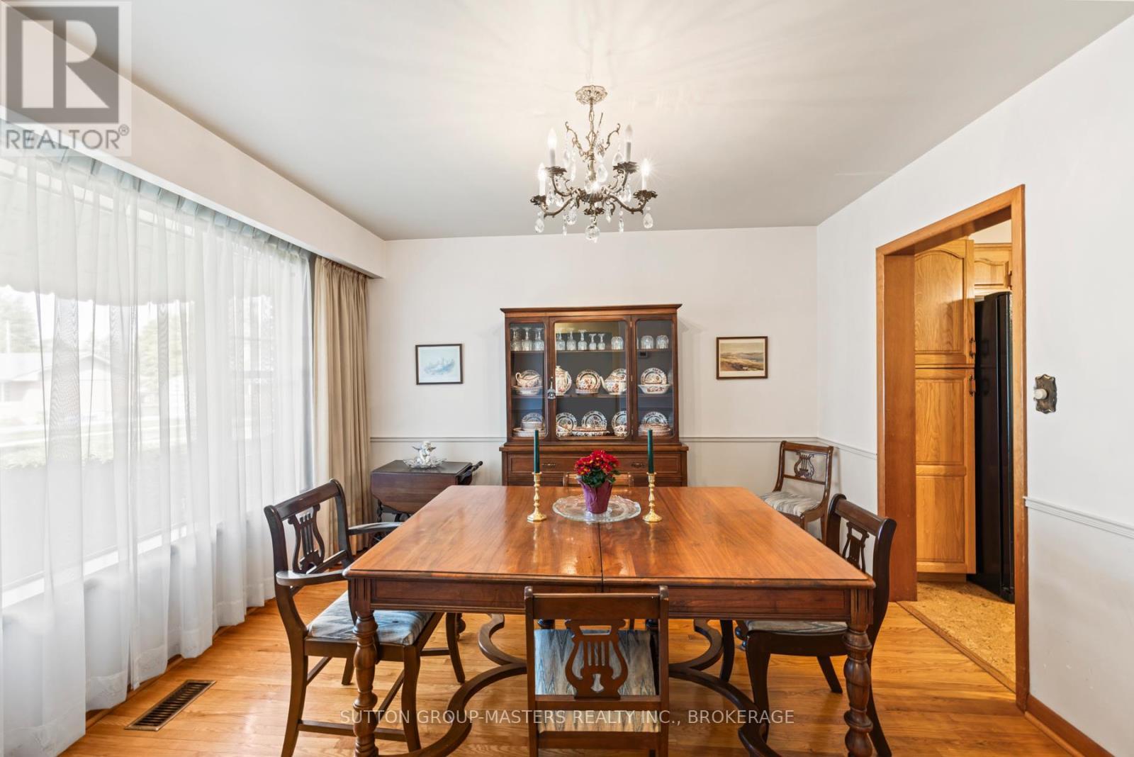 396 Roosevelt Drive, Kingston (City Southwest), ON - Indoor Photo Showing Dining Room