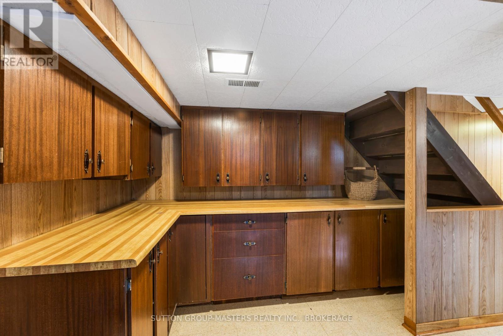 396 Roosevelt Drive, Kingston (City Southwest), ON - Indoor Photo Showing Other Room