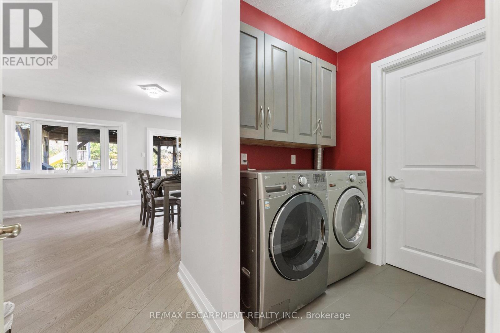75642 Diltz Road, Wainfleet, ON - Indoor Photo Showing Laundry Room