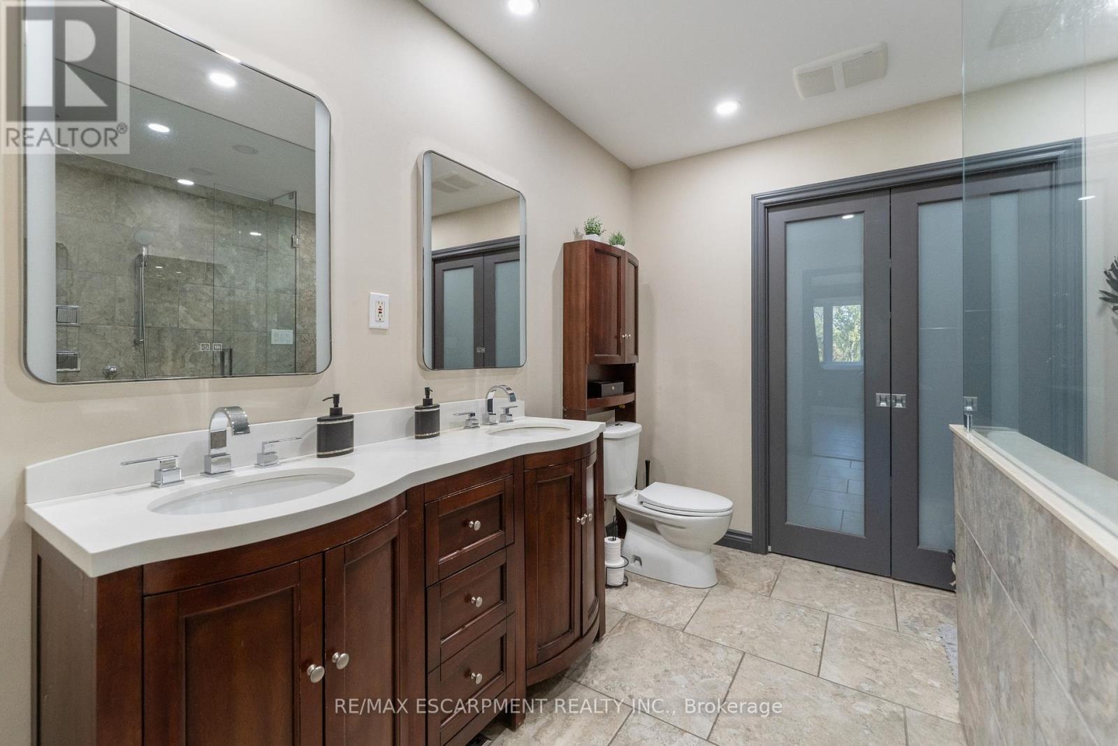 75642 Diltz Road, Wainfleet, ON - Indoor Photo Showing Bathroom