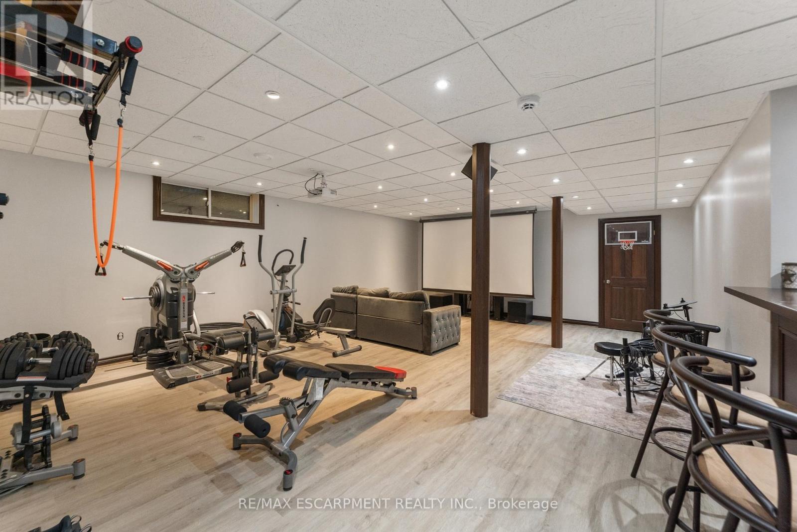 75642 Diltz Road, Wainfleet, ON - Indoor Photo Showing Gym Room