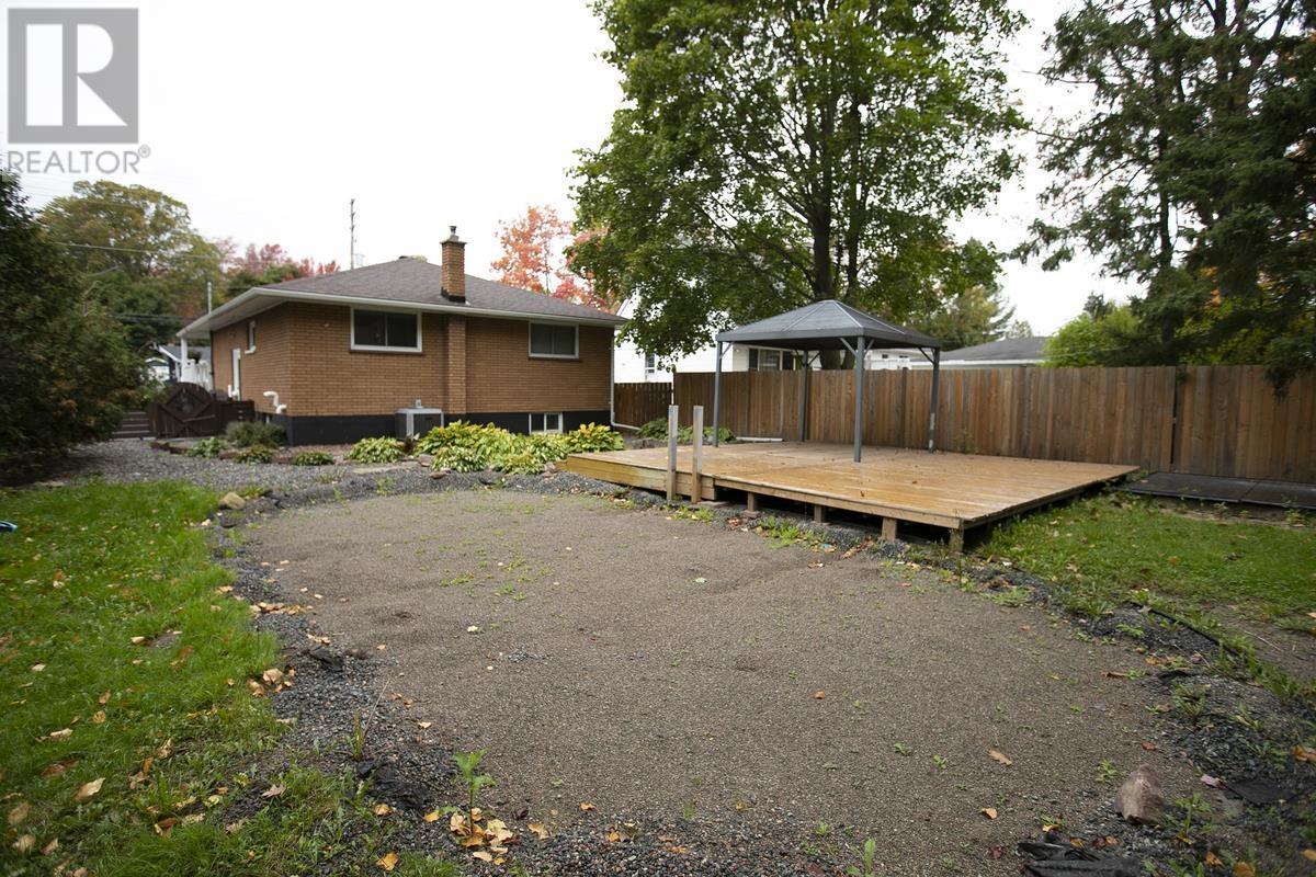 260 Shannon Rd, Sault Ste. Marie, ON - Outdoor